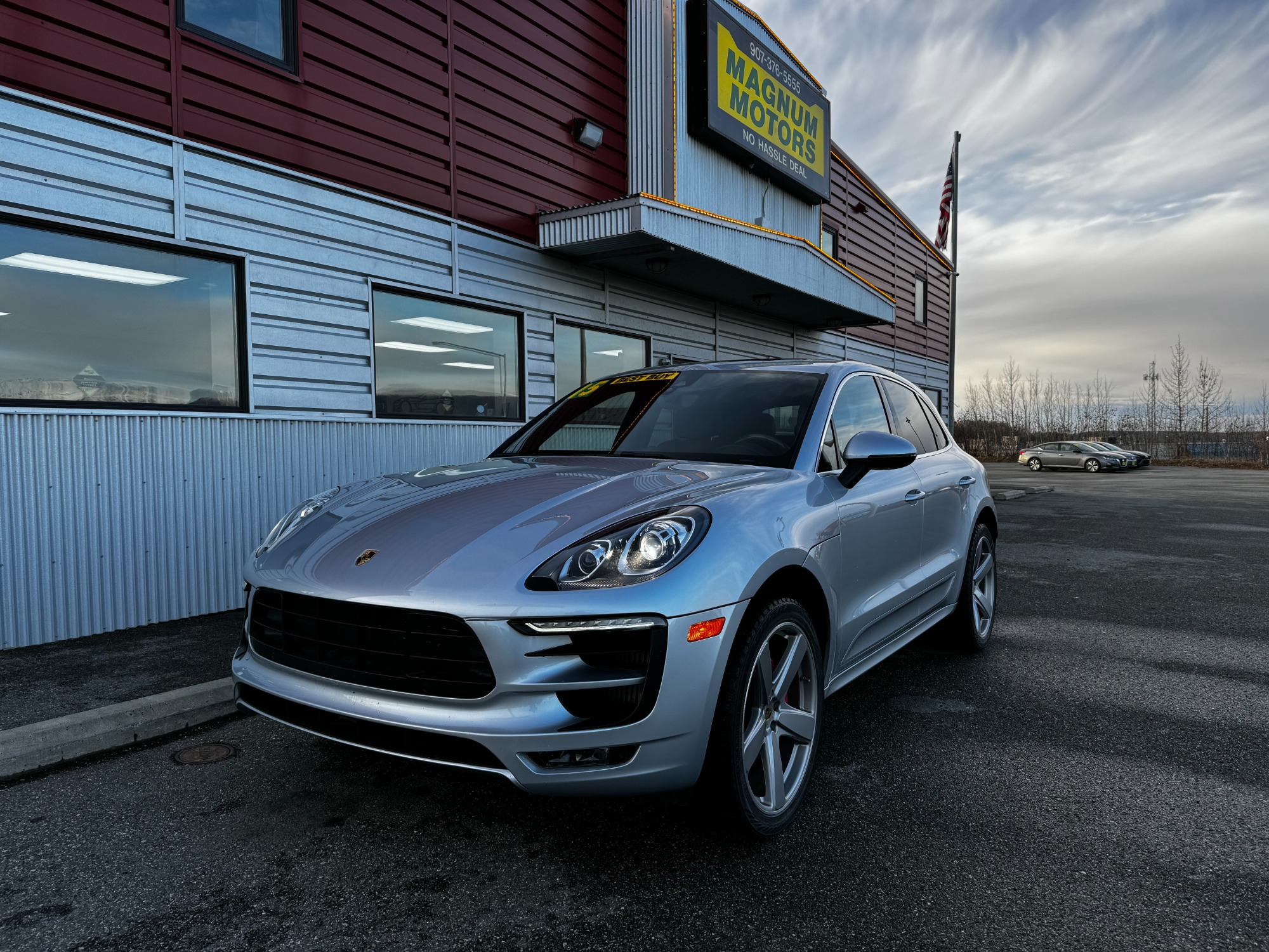 photo of 2015 Porsche Macan Turbo