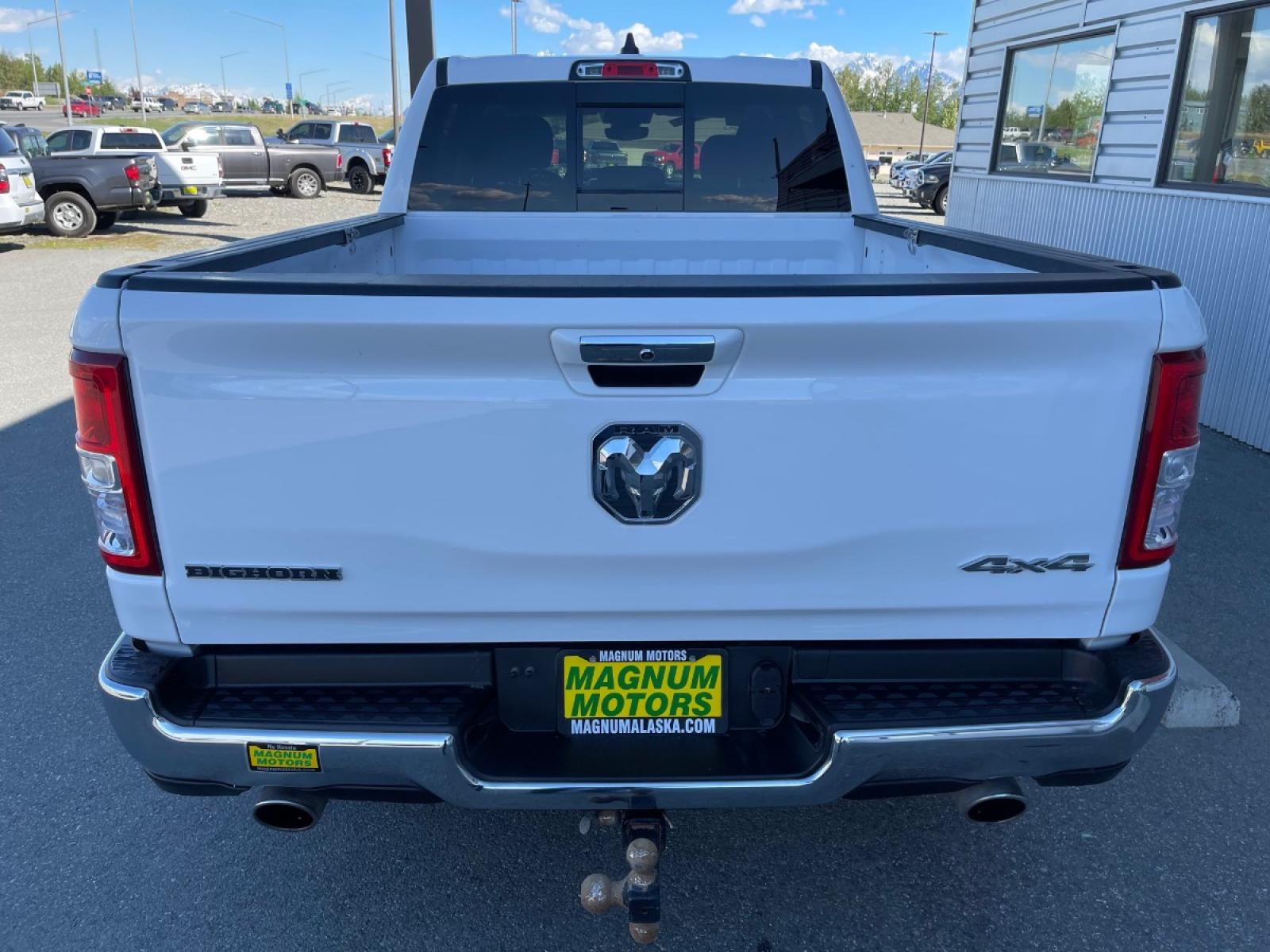 2019 White /Gray RAM 1500 Big Horn Crew Cab 4WD (1C6SRFMTXKN) with an 5.7L V8 OHV 16V engine, 8A transmission, located at 44152 Sterling Highway, Soldotna, 99669, (907) 262-5555, 60.484917, -151.062408 - Photo #4