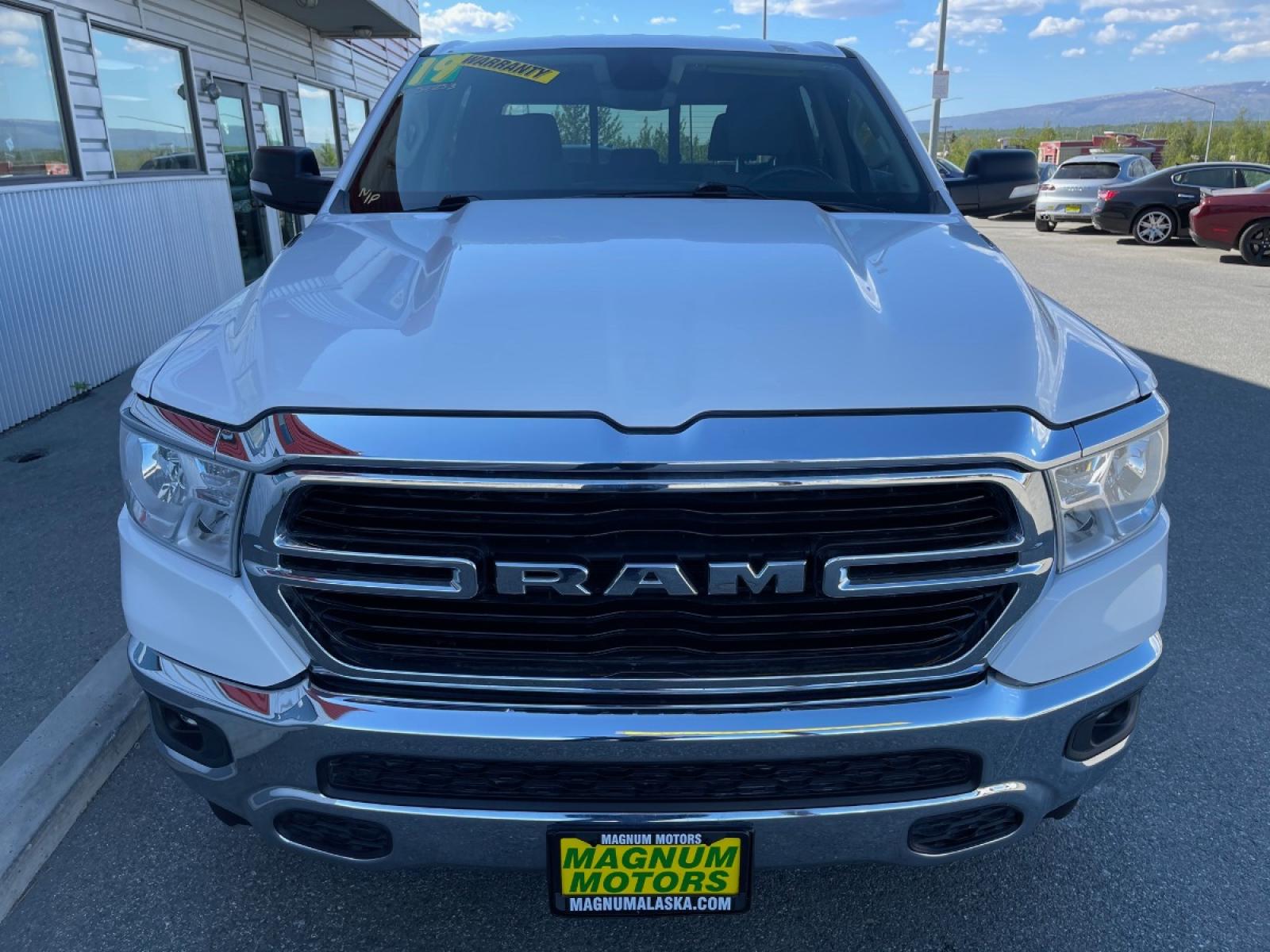 2019 White /Gray RAM 1500 Big Horn Crew Cab 4WD (1C6SRFMTXKN) with an 5.7L V8 OHV 16V engine, 8A transmission, located at 44152 Sterling Highway, Soldotna, 99669, (907) 262-5555, 60.484917, -151.062408 - Photo #7