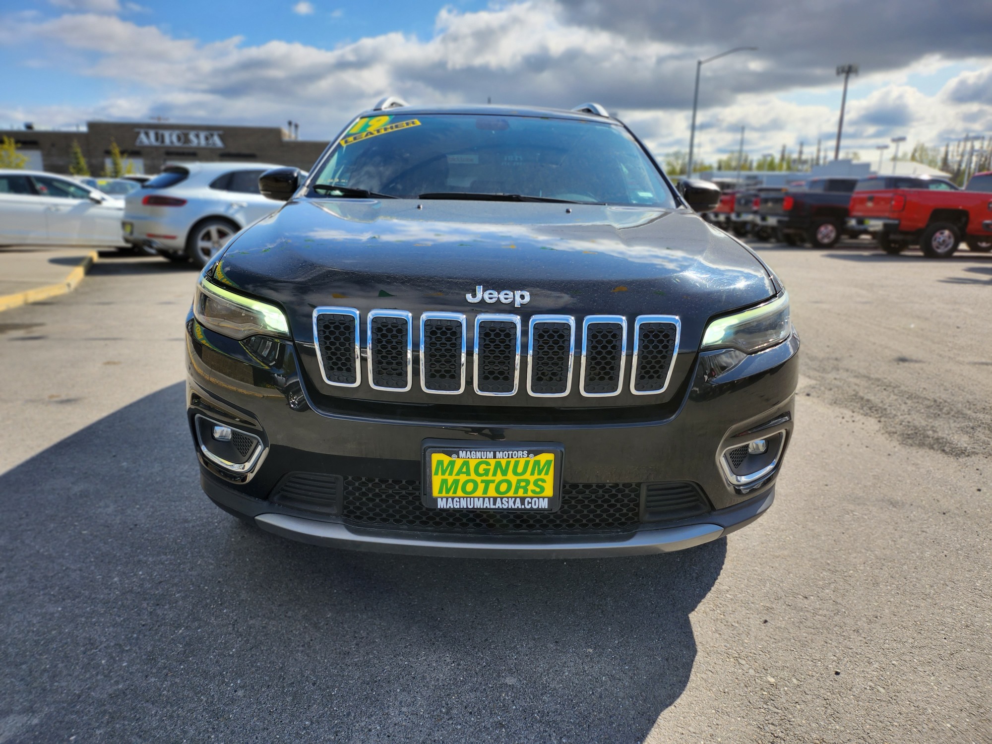 photo of 2019 Jeep Cherokee Limited 4WD