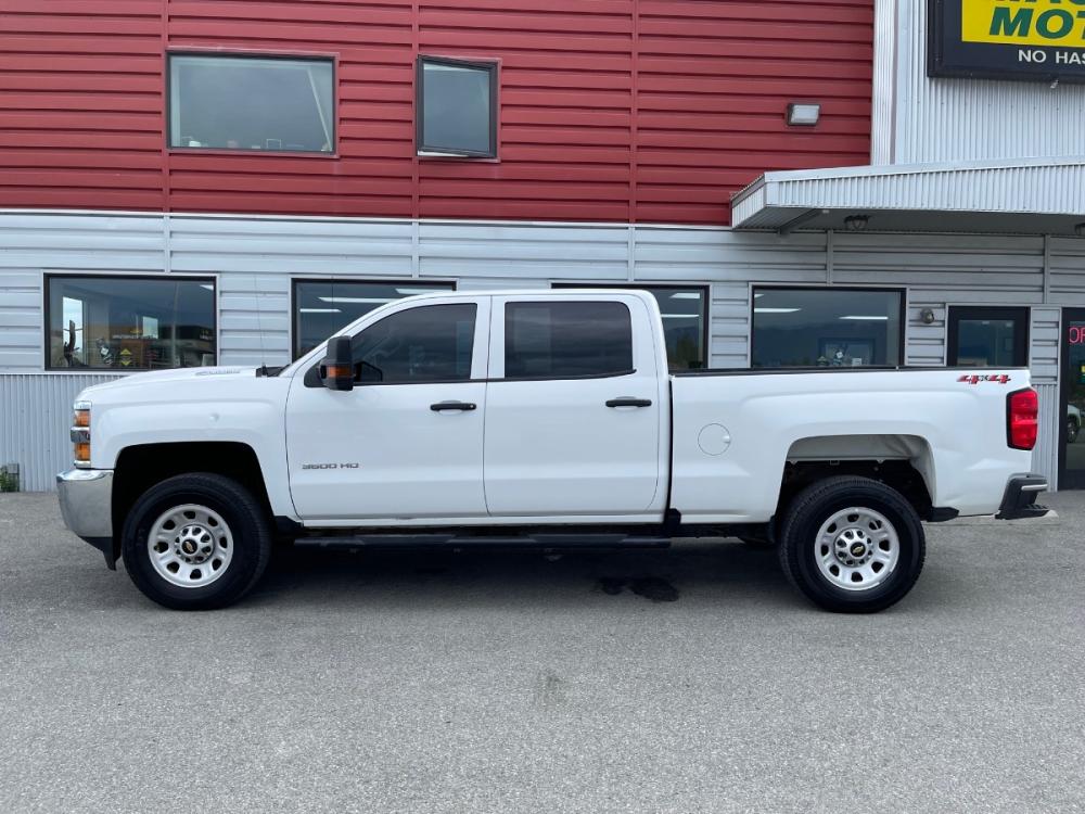 2019 White /Gray Chevrolet Silverado 3500HD Crew Cab 4WD (1GC4KVEY4KF) with an 6.6L V8 OHV 32V TURBO DIESEL engine, 6A transmission, located at 44152 Sterling Highway, Soldotna, 99669, (907) 262-5555, 60.484917, -151.062408 - Photo #1