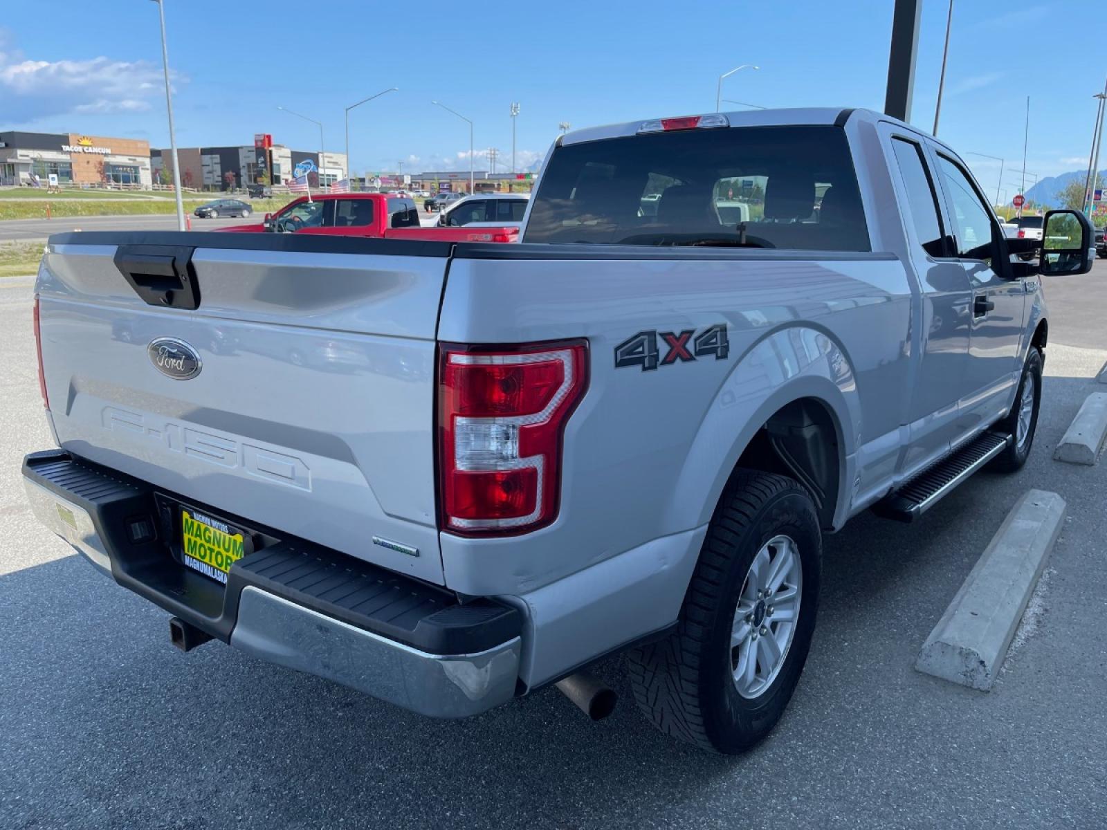 2019 Silver /Gray Ford F-150 XLT SuperCab 4WD (1FTFX1E48KK) with an 3.5L V6 DOHC 24V engine, 6A transmission, located at 1960 Industrial Drive, Wasilla, 99654, (907) 376-5555, 61.573475, -149.400146 - Photo #4
