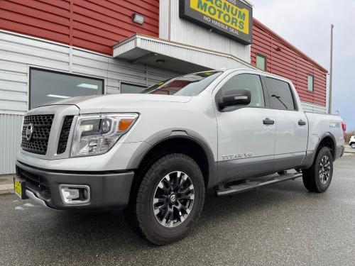 2018 Nissan Titan PRO-4X Crew Cab 4WD