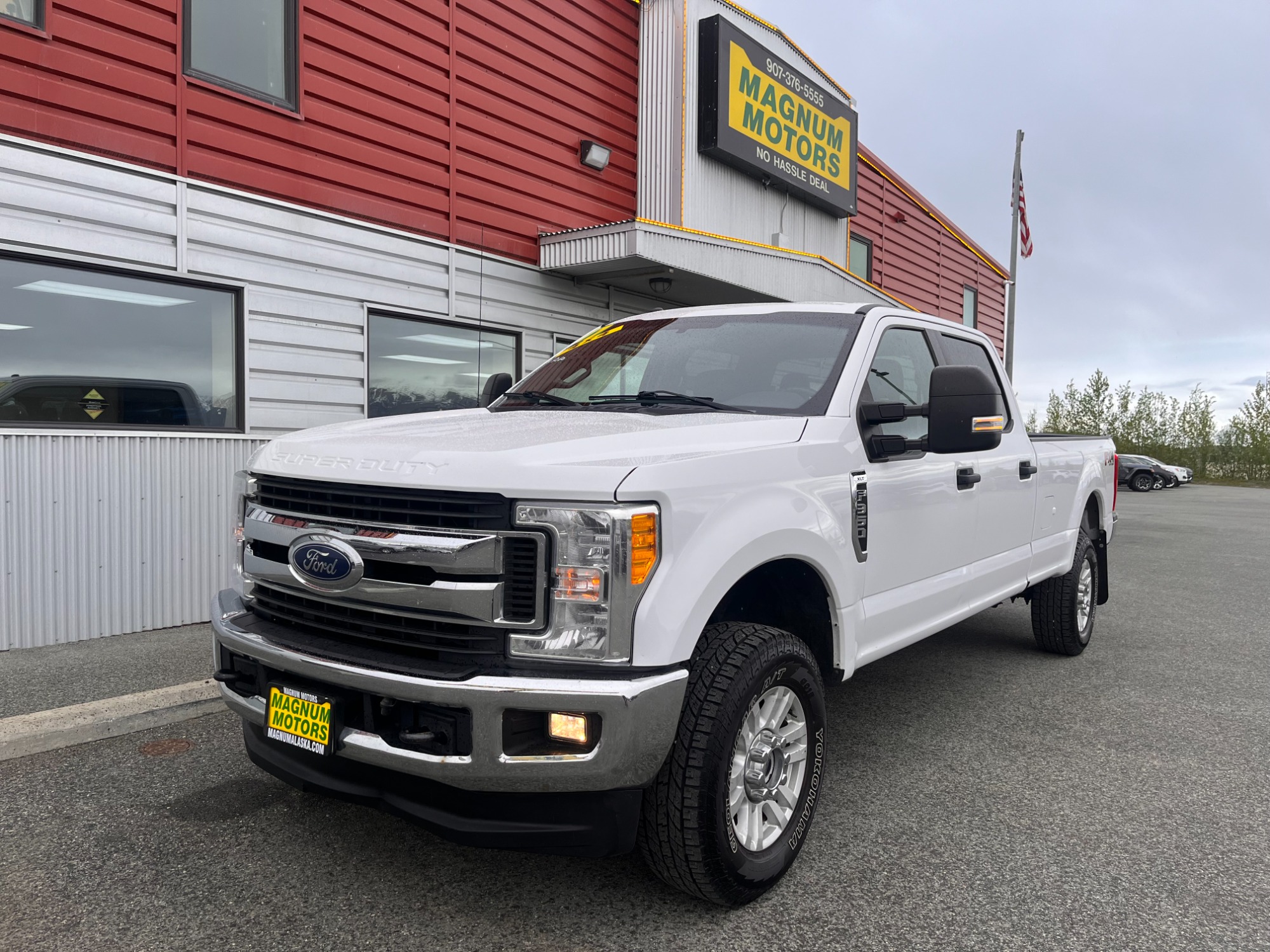 photo of 2017 Ford F-350 SD XLT Crew Cab Long Bed  4WD