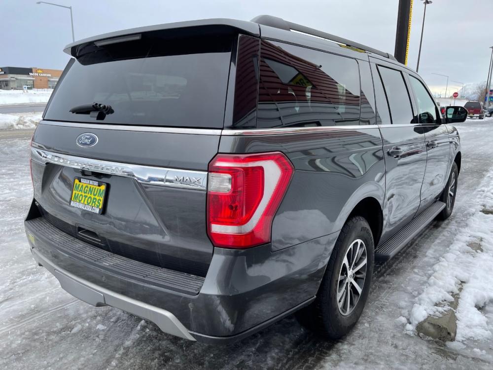 2019 Gray /Gray Ford Expedition MAX XLT 4WD (1FMJK1JT6KE) with an 3.5L V6 DOHC 24V FFV engine, 6A transmission, located at 1960 Industrial Drive, Wasilla, 99654, (907) 376-5555, 61.573475, -149.400146 - Photo #5