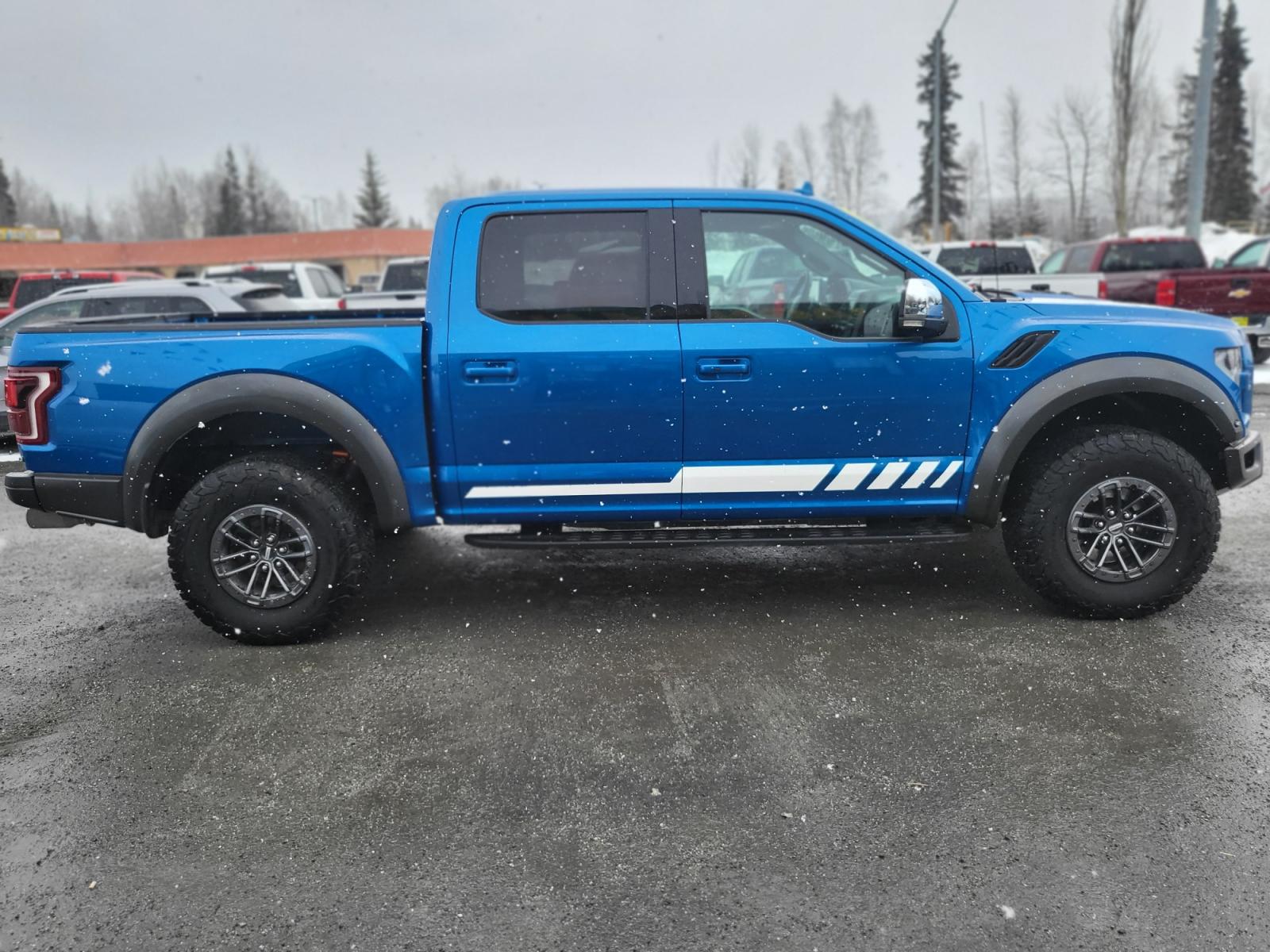 2019 Blue /Black Ford F-150 Raptor SuperCrew 4WD (1FTFW1RG7KF) with an 3.5 V6 engine, 6A transmission, located at 44152 Sterling Highway, Soldotna, 99669, (907) 262-5555, 60.484917, -151.062408 - Photo #7
