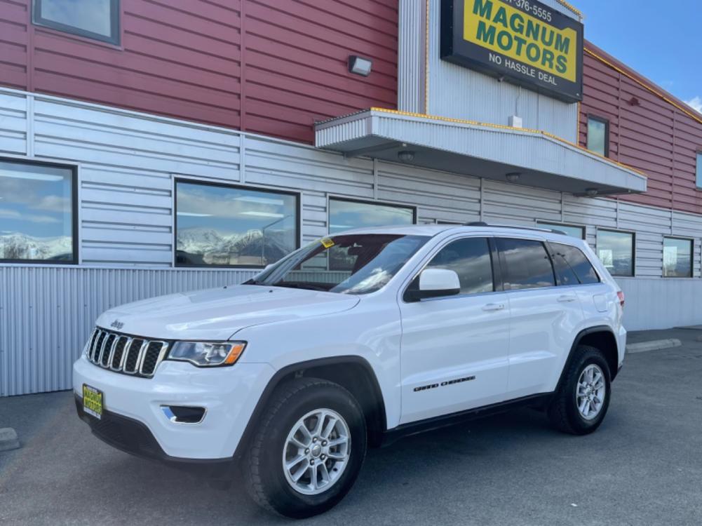 2019 White Jeep Grand Cherokee Laredo 4WD (1C4RJFAG5KC) with an 3.6L V6 DOHC 24V engine, 8A transmission, located at 44152 Sterling Highway, Soldotna, 99669, (907) 262-5555, 60.484917, -151.062408 - Photo #0