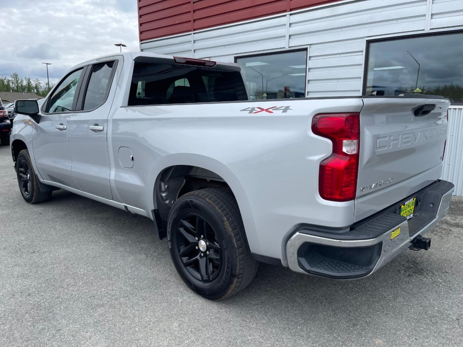 2020 Silver /Black Chevrolet Silverado 1500 LT Double Cab 4WD (1GCRYDED8LZ) with an 5.3L V8 OHV 16V engine, 6A transmission, located at 44152 Sterling Highway, Soldotna, 99669, (907) 262-5555, 60.484917, -151.062408 - Photo #3