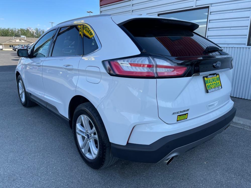 2020 White /Black Ford Edge SEL AWD (2FMPK4J91LB) with an 2.0L L4 DOHC 16V engine, 6A transmission, located at 1960 Industrial Drive, Wasilla, 99654, (907) 376-5555, 61.573475, -149.400146 - Photo #3