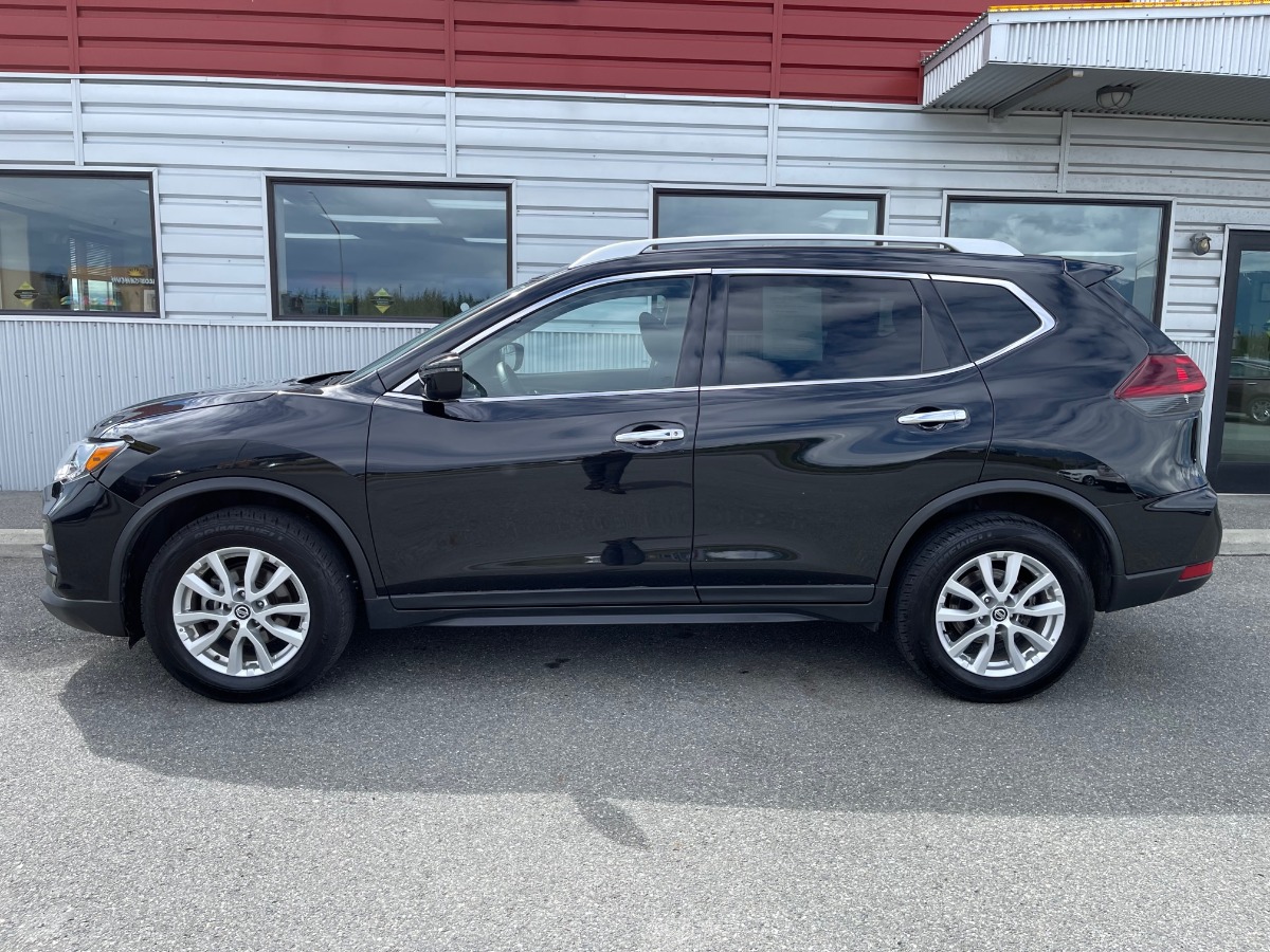 photo of 2020 Nissan Rogue SV AWD