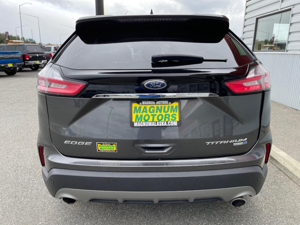 2019 Gray /Black Ford Edge Titanium AWD (2FMPK4K96KB) with an 2.0L L4 DOHC 16V engine, 6A transmission, located at 44152 Sterling Highway, Soldotna, 99669, (907) 262-5555, 60.484917, -151.062408 - Photo #3