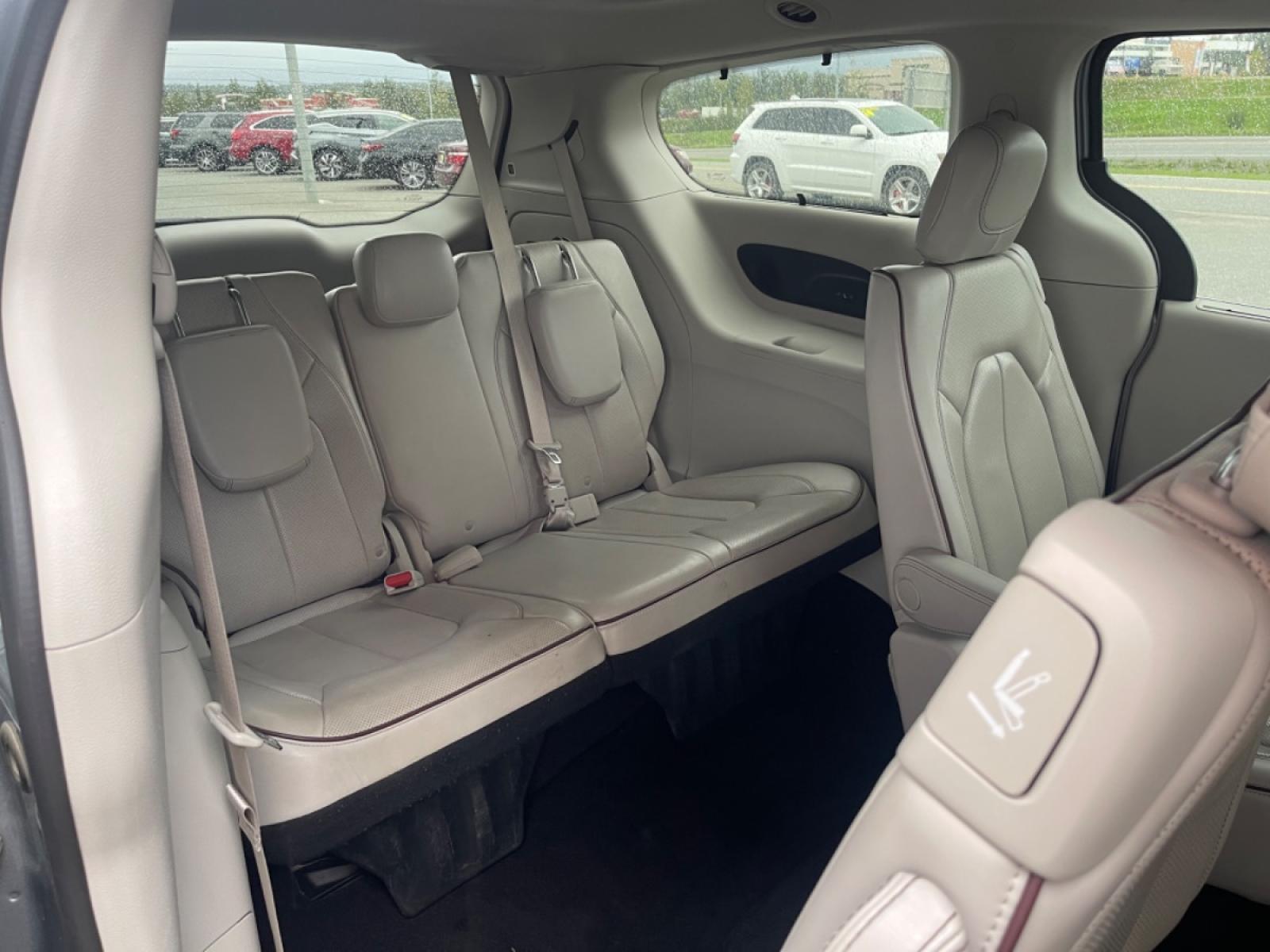 2020 Gray Chrysler Pacifica Limited (2C4RC1GG5LR) with an 3.6L V6 DOHC 24V engine, 9A transmission, located at 44152 Sterling Highway, Soldotna, 99669, (907) 262-5555, 60.484917, -151.062408 - Photo #8