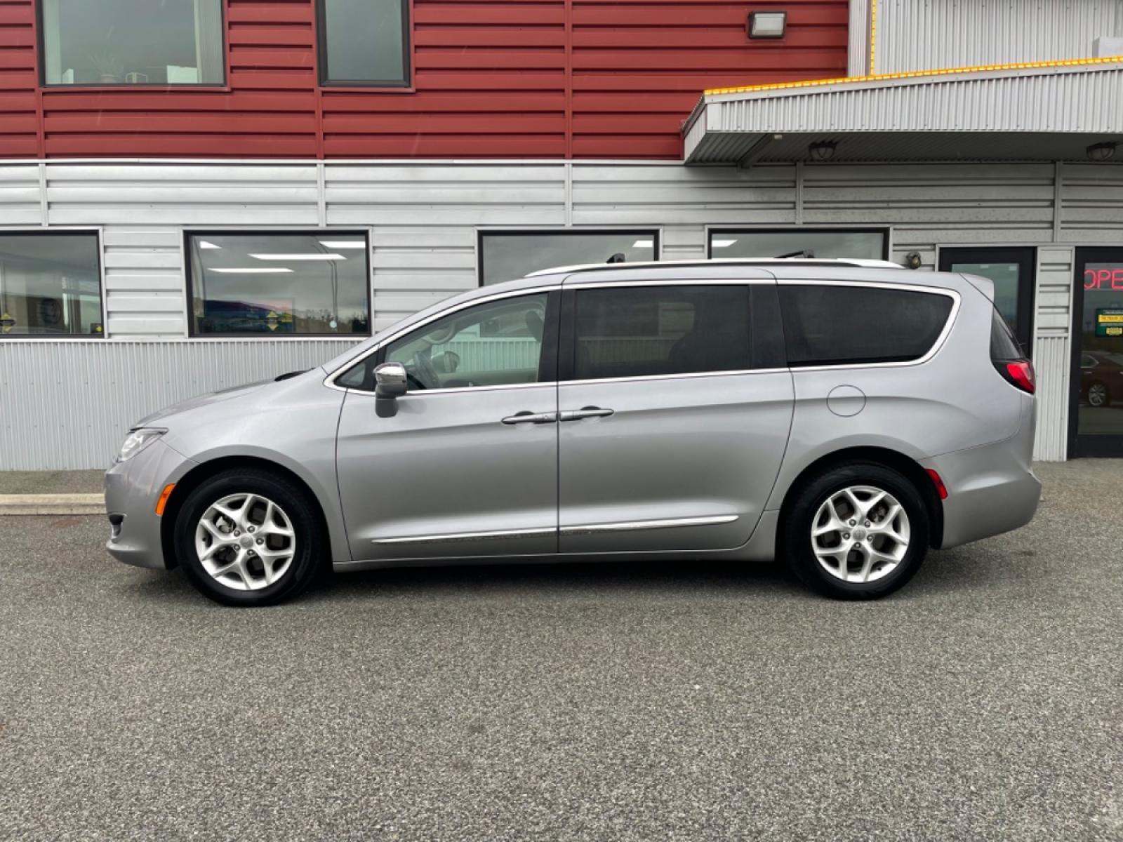 2020 Gray Chrysler Pacifica Limited (2C4RC1GG5LR) with an 3.6L V6 DOHC 24V engine, 9A transmission, located at 44152 Sterling Highway, Soldotna, 99669, (907) 262-5555, 60.484917, -151.062408 - Photo #1