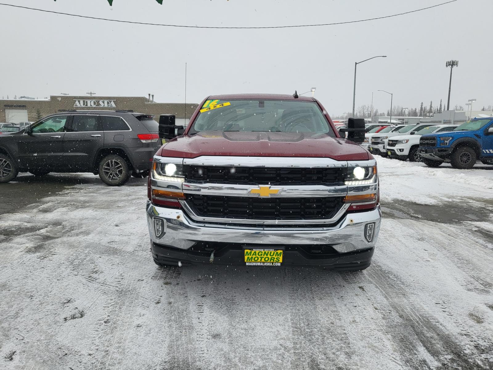 2016 Red /Black Chevrolet Silverado 1500 LT Crew Cab 4WD (3GCUKREC2GG) with an 5.3L V8 OHV 16V engine, 6A transmission, located at 44152 Sterling Highway, Soldotna, 99669, (907) 262-5555, 60.484917, -151.062408 - Photo #0