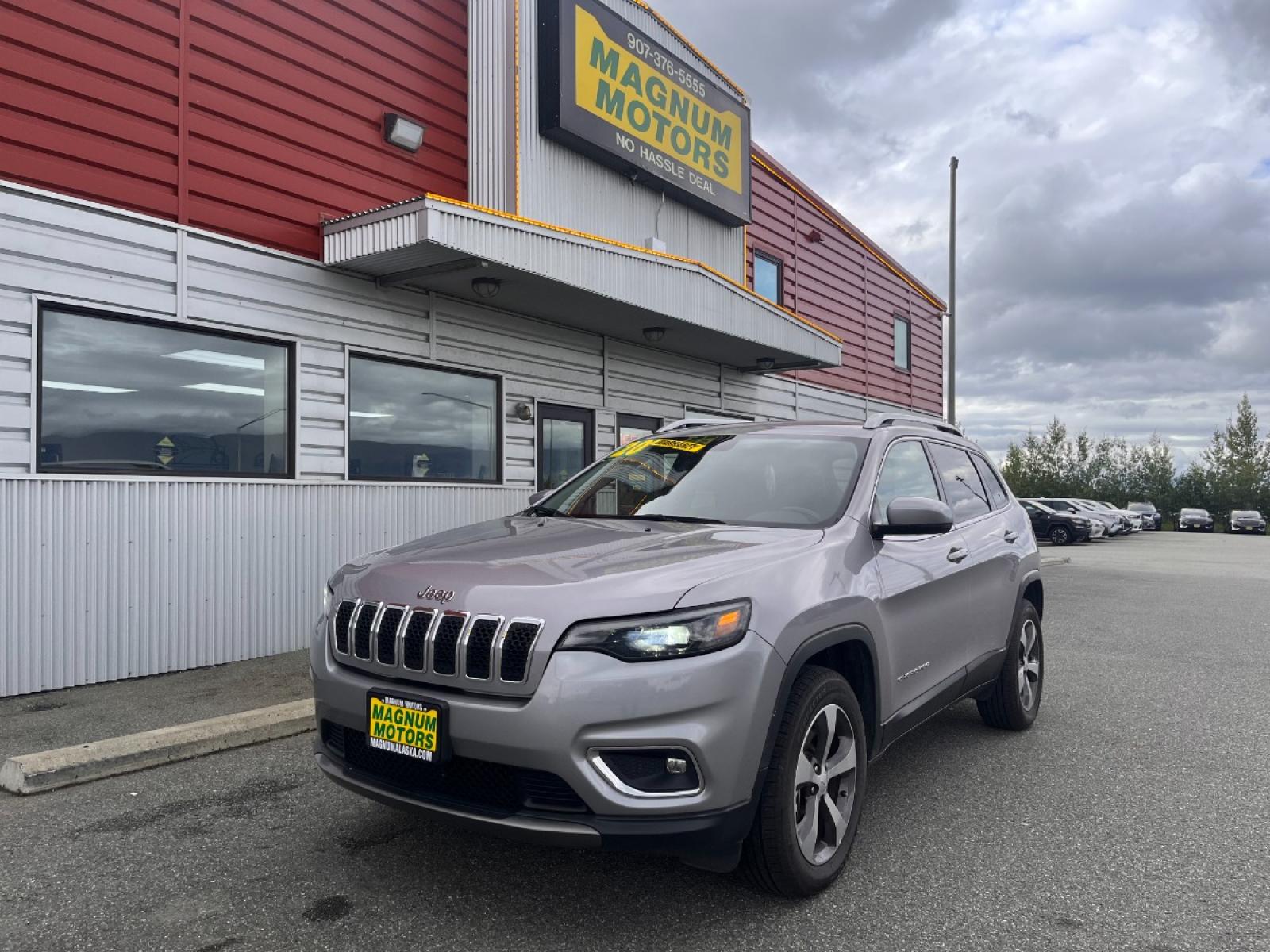 2020 Jeep Cherokee Limited 4WD (1C4PJMDXXLD) with an 3.2L V6 DOHC 24V engine, 9A transmission, located at 44152 Sterling Highway, Soldotna, 99669, (907) 262-5555, 60.484917, -151.062408 - Photo #0