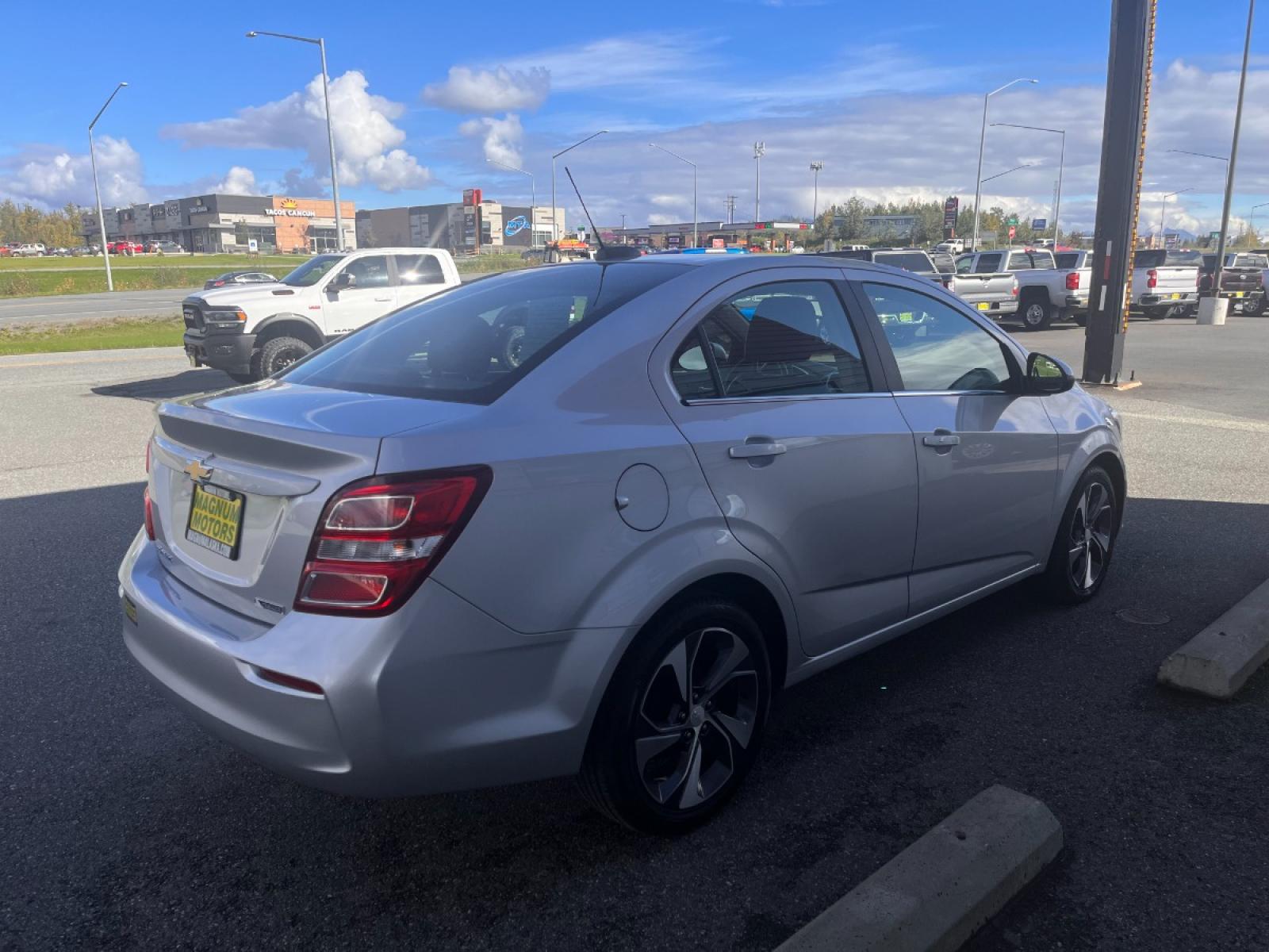2020 Silver /gray Chevrolet Sonic Premier Auto Sedan (1G1JF5SB2L4) with an 1.4L L4 DOHC 24V TURBO engine, 6A transmission, located at 44152 Sterling Highway, Soldotna, 99669, (907) 262-5555, 60.484917, -151.062408 - Photo #4