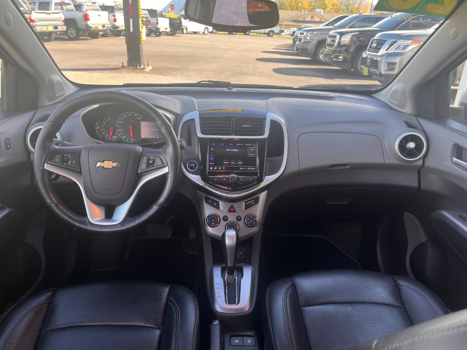 2020 Silver /gray Chevrolet Sonic Premier Auto Sedan (1G1JF5SB2L4) with an 1.4L L4 DOHC 24V TURBO engine, 6A transmission, located at 44152 Sterling Highway, Soldotna, 99669, (907) 262-5555, 60.484917, -151.062408 - Photo #7