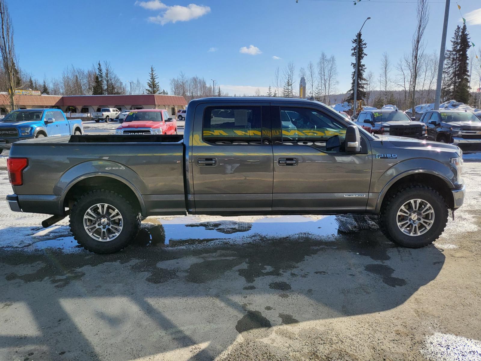 2018 Gray /black Ford F-150 Lariet SuperCrew 6.5-ft. Bed 4WD (1FTFW1E1XJF) with an 3.0 V6 DIESEL engine, 6A transmission, located at 44152 Sterling Highway, Soldotna, 99669, (907) 262-5555, 60.484917, -151.062408 - Photo #6