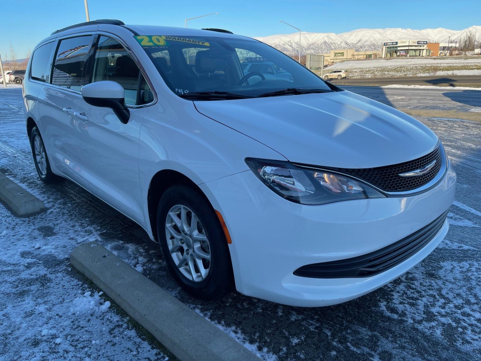 2020 White /Black Chrysler Voyager LXI (2C4RC1DG2LR) with an 3.6L V6 DOHC 24V engine, 9A transmission, located at 1960 Industrial Drive, Wasilla, 99654, (907) 376-5555, 61.573475, -149.400146 - Photo #6
