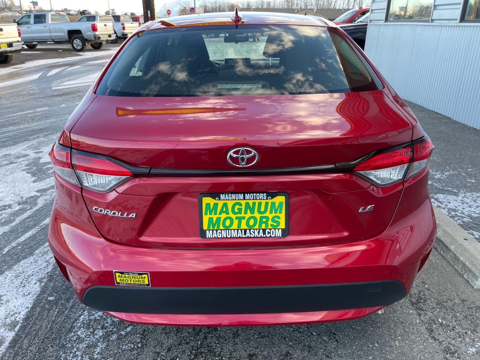 2020 Red /Black Toyota Corolla LE (JTDEPRAEXLJ) with an 1.8L L4 DOHC 16V engine, CVT transmission, located at 1960 Industrial Drive, Wasilla, 99654, (907) 376-5555, 61.573475, -149.400146 - Photo #4