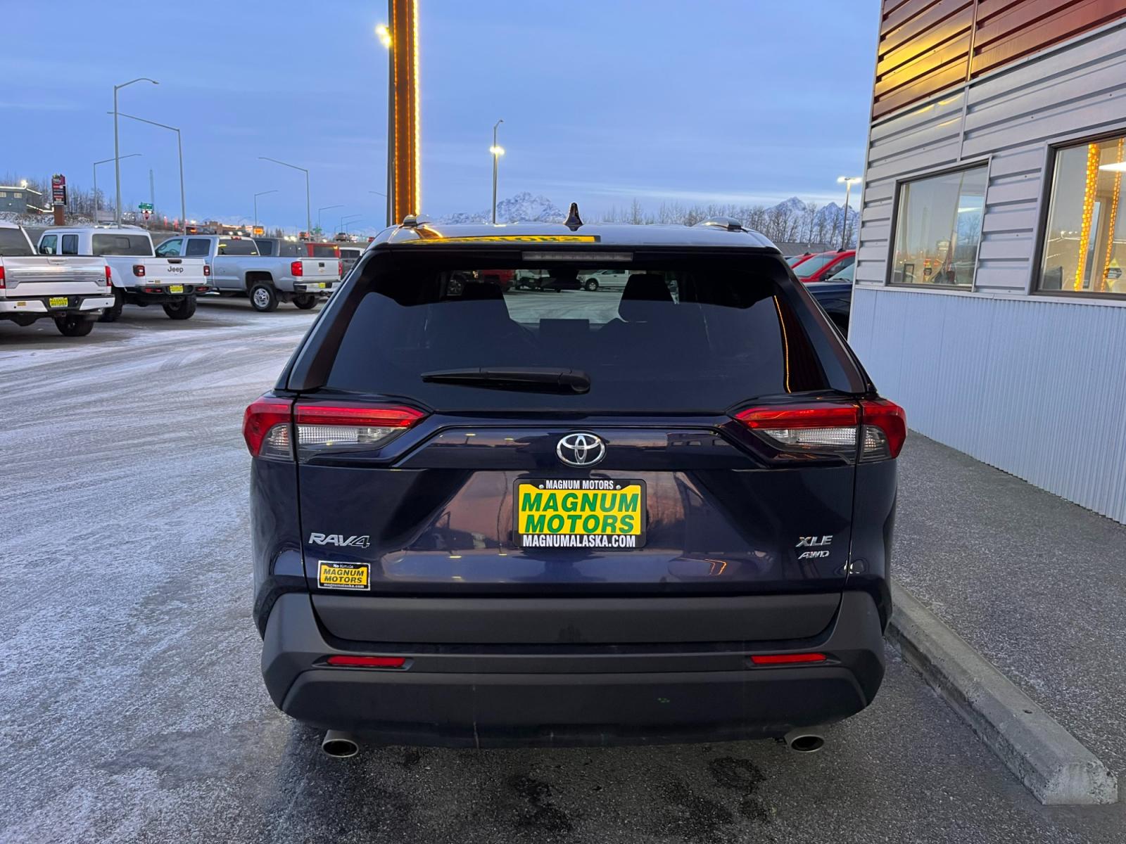 2019 Blue Toyota RAV4 XLE AWD (2T3P1RFV2KW) with an 2.5L L4 DOHC 16V engine, 8A transmission, located at 1960 Industrial Drive, Wasilla, 99654, (907) 376-5555, 61.573475, -149.400146 - Photo #3