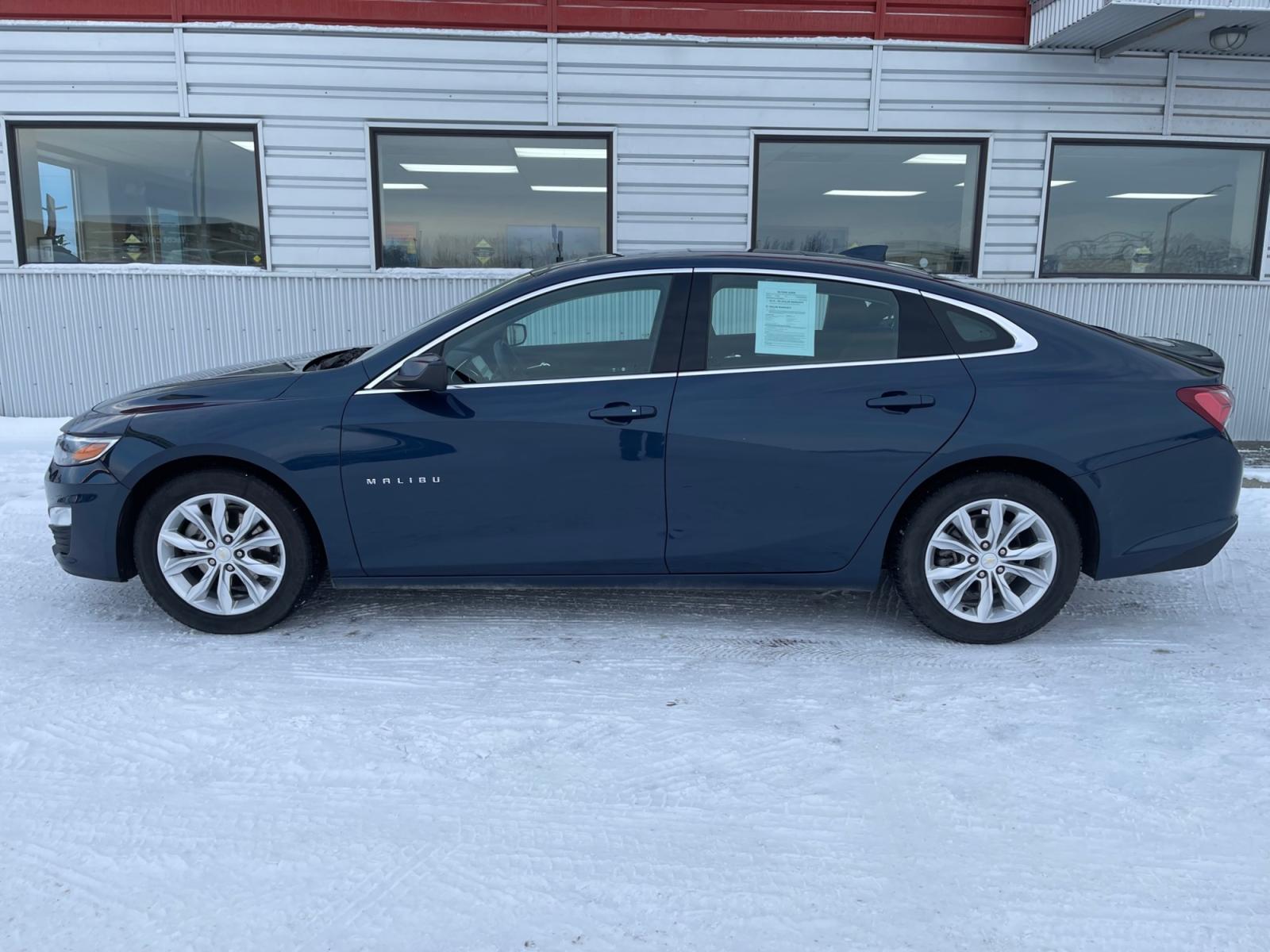 2019 Blue /Blue Chevrolet Malibu LT (1G1ZD5ST0KF) with an 1.5L L4 DOHC 16V engine, 6A transmission, located at 1960 Industrial Drive, Wasilla, 99654, (907) 376-5555, 61.573475, -149.400146 - Photo #2