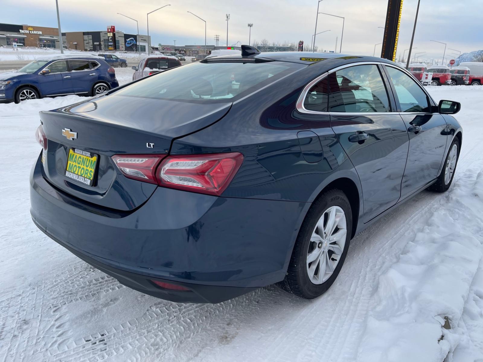 2019 Blue /Blue Chevrolet Malibu LT (1G1ZD5ST0KF) with an 1.5L L4 DOHC 16V engine, 6A transmission, located at 1960 Industrial Drive, Wasilla, 99654, (907) 376-5555, 61.573475, -149.400146 - Photo #5
