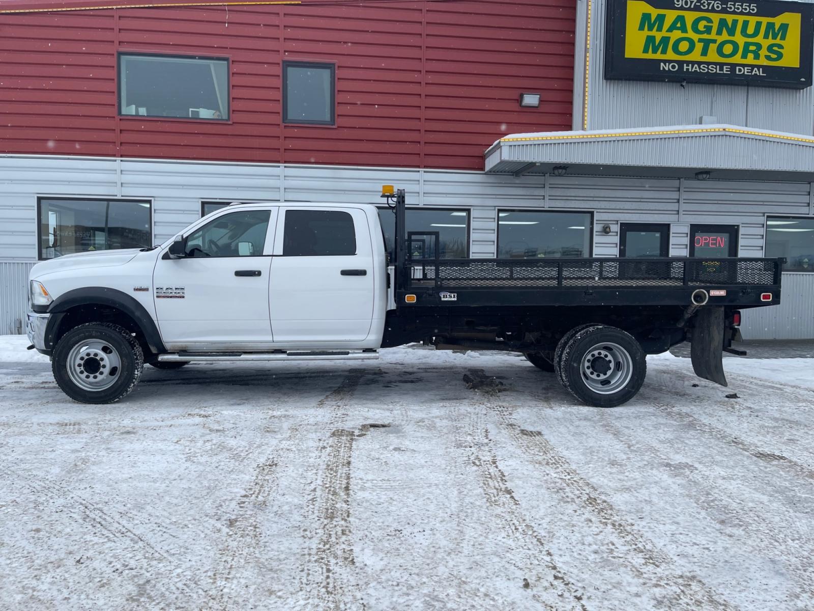 2017 White /Gray RAM 5500 Crew Cab LWB 4WD DRW (3C7WRNFJ5HG) with an 6.4L V8 OHV 16V engine, Automatic transmission, located at 44152 Sterling Highway, Soldotna, 99669, (907) 262-5555, 60.484917, -151.062408 - Photo #1