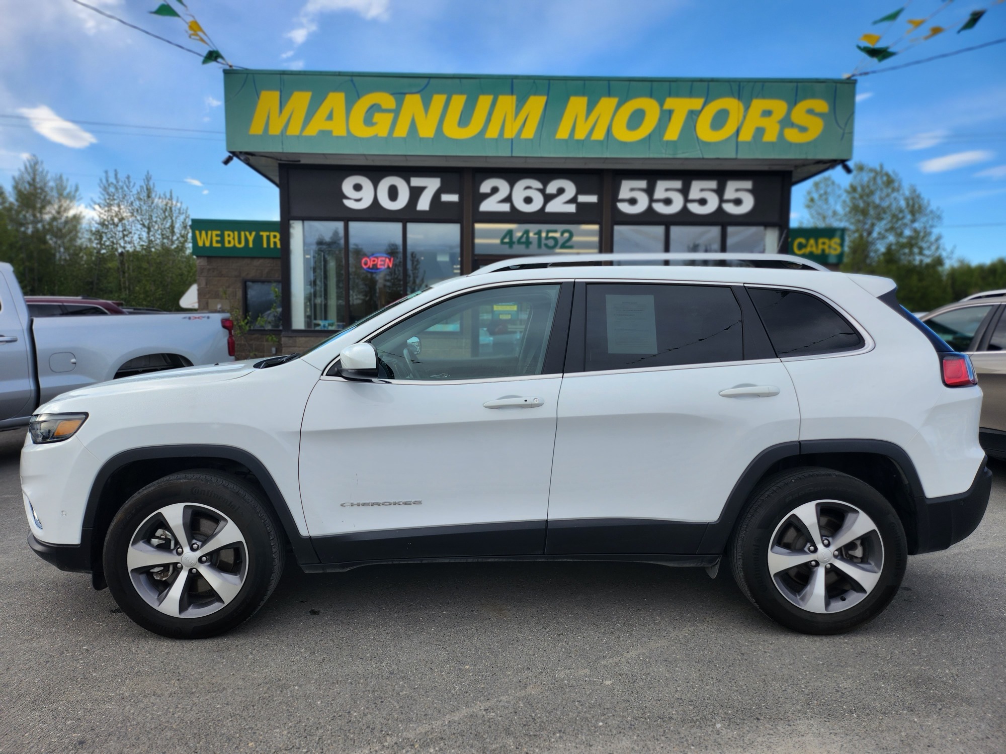 photo of 2021 Jeep Cherokee Limited 4WD