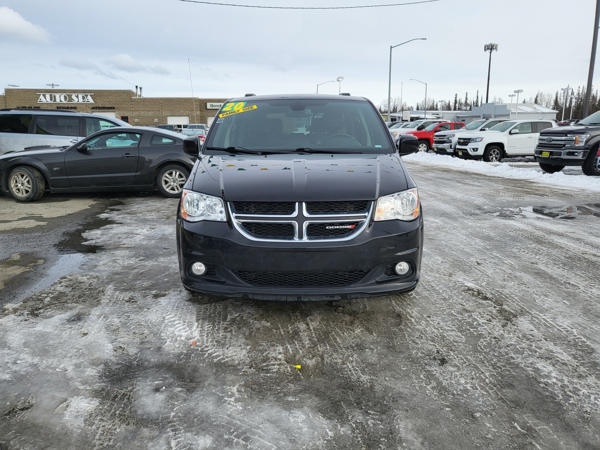 photo of 2020 Dodge Grand Caravan SXT