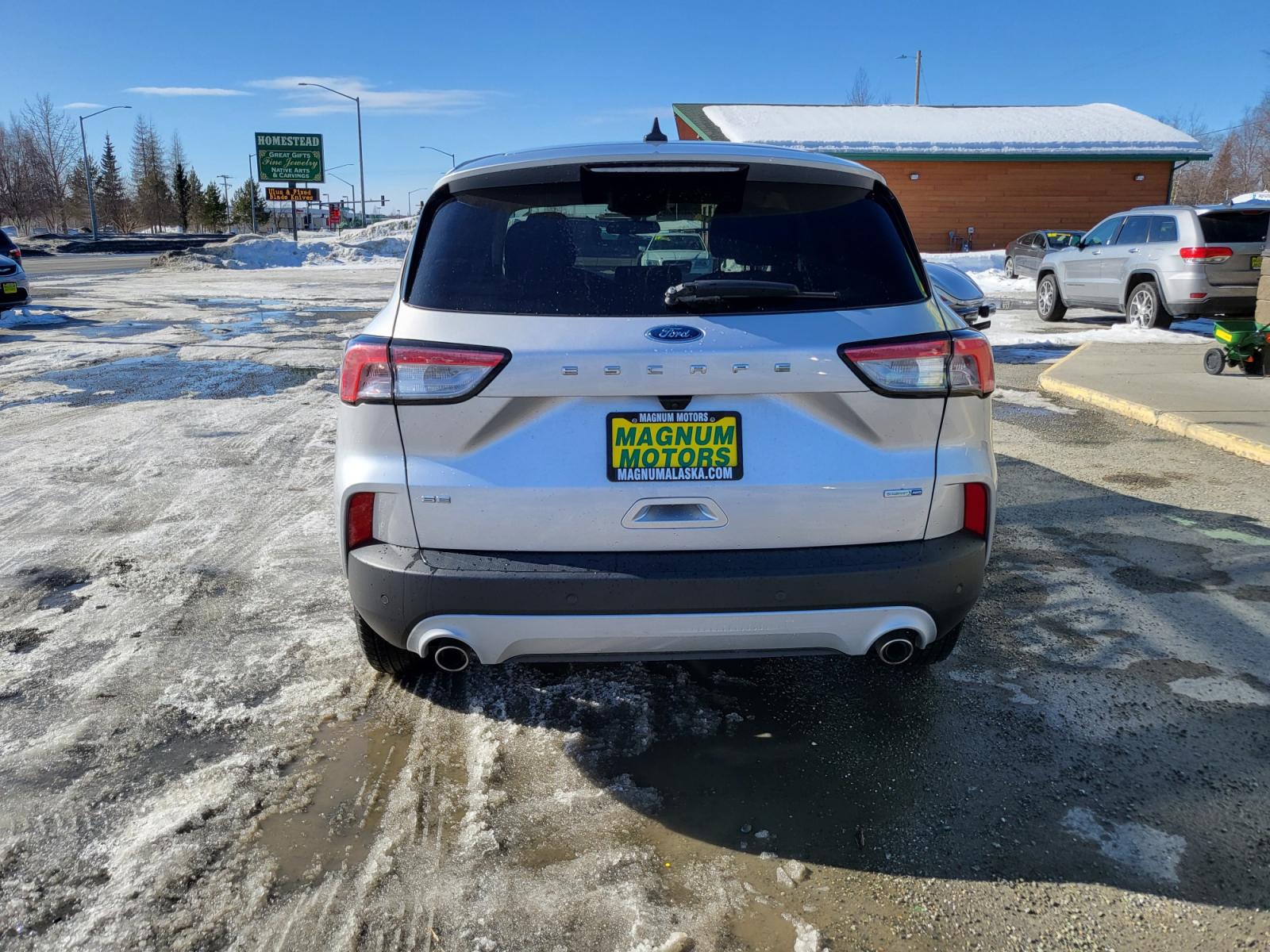 2020 Silver Ford Escape SE AWD (1FMCU9G68LU) with an 1.5L L3 engine, 6A transmission, located at 44152 Sterling Highway, Soldotna, 99669, (907) 262-5555, 60.484917, -151.062408 - Photo #5