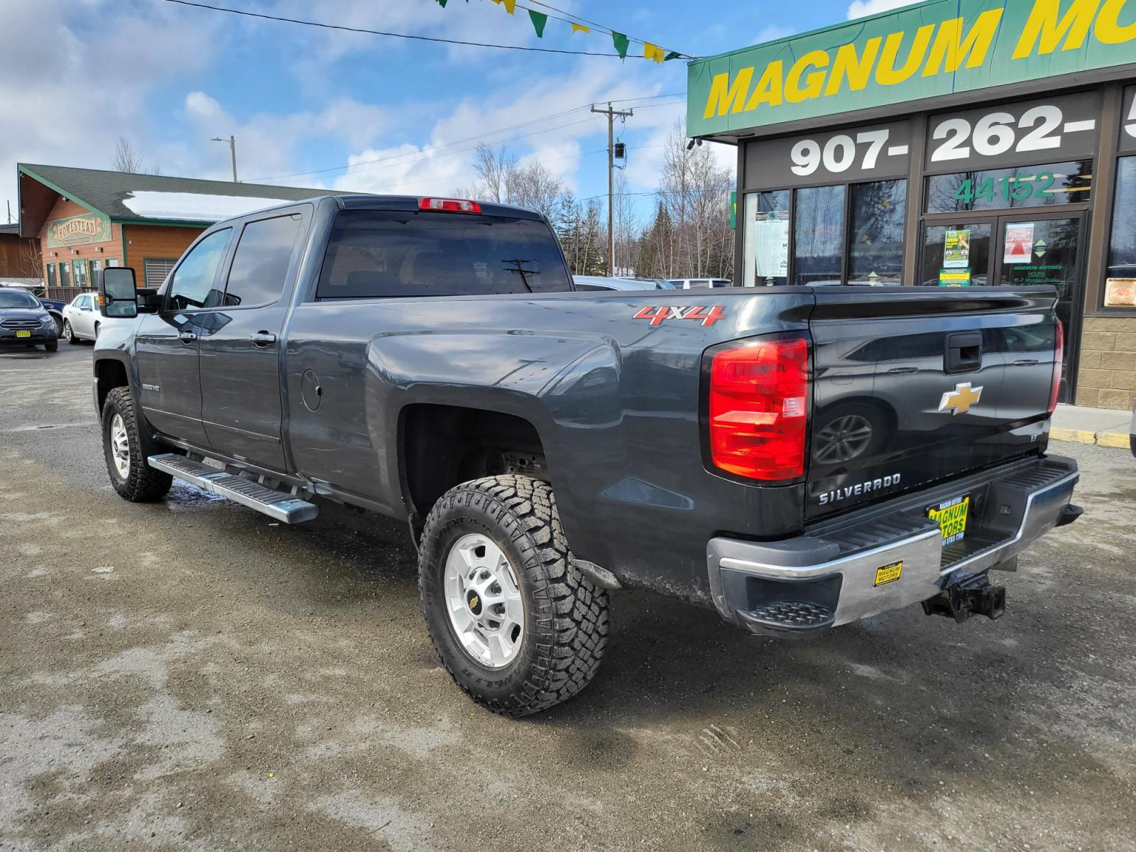 2019 GRAY /GRAY Chevrolet Silverado 2500HD LT (1GC1KSEY6KF) with an 6.6L V8 OHV 16V DIESEL engine, 6A transmission, located at 44152 Sterling Highway, Soldotna, 99669, (907) 262-5555, 60.484917, -151.062408 - Photo #3
