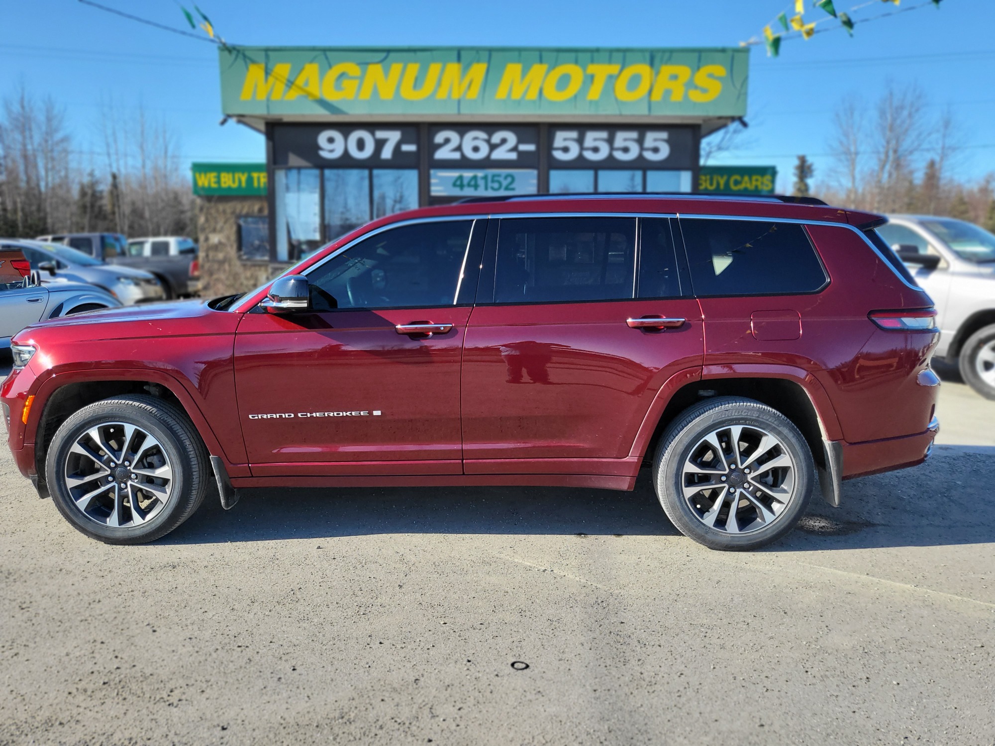 photo of 2021 Jeep Grand Cherokee L Overland 4WD