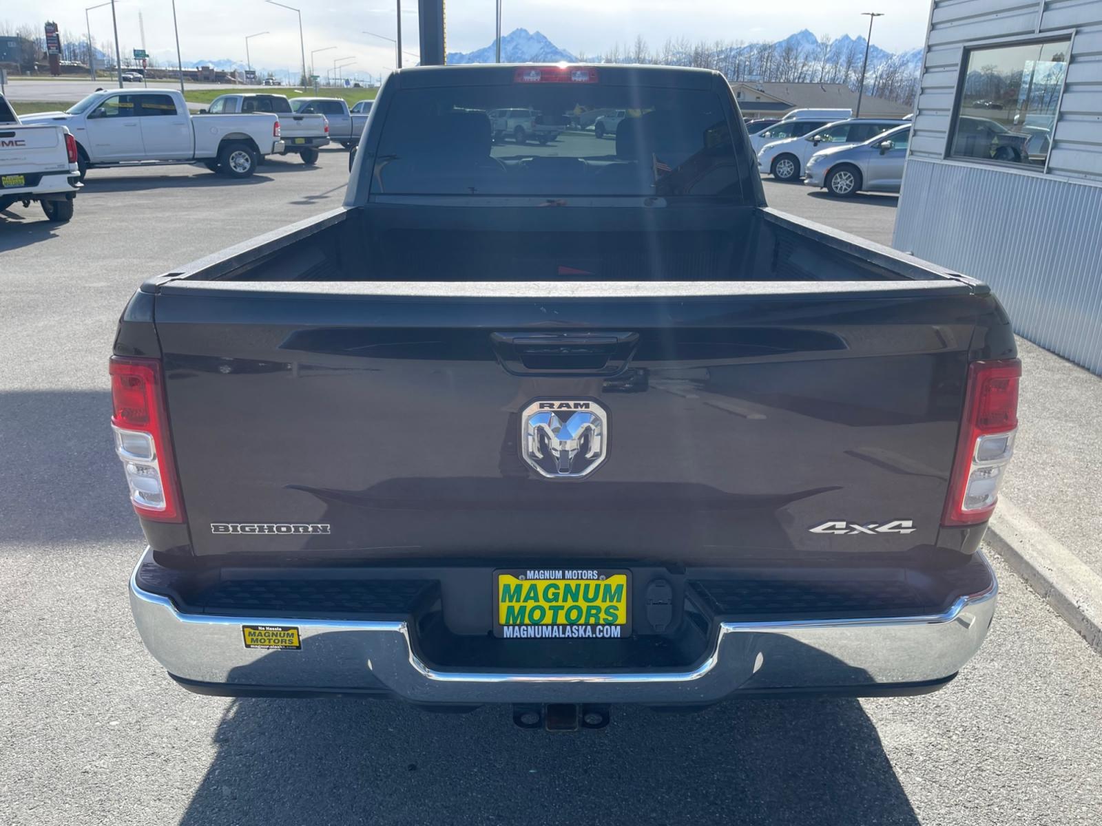 2020 Black /Gray RAM 2500 Big Horn Crew Cab SWB 4WD (3C6UR5DLXLG) with an 6.7L L6 OHV 24V TURBO DIESEL engine, 6A transmission, located at 1960 Industrial Drive, Wasilla, 99654, (907) 376-5555, 61.573475, -149.400146 - Photo #3
