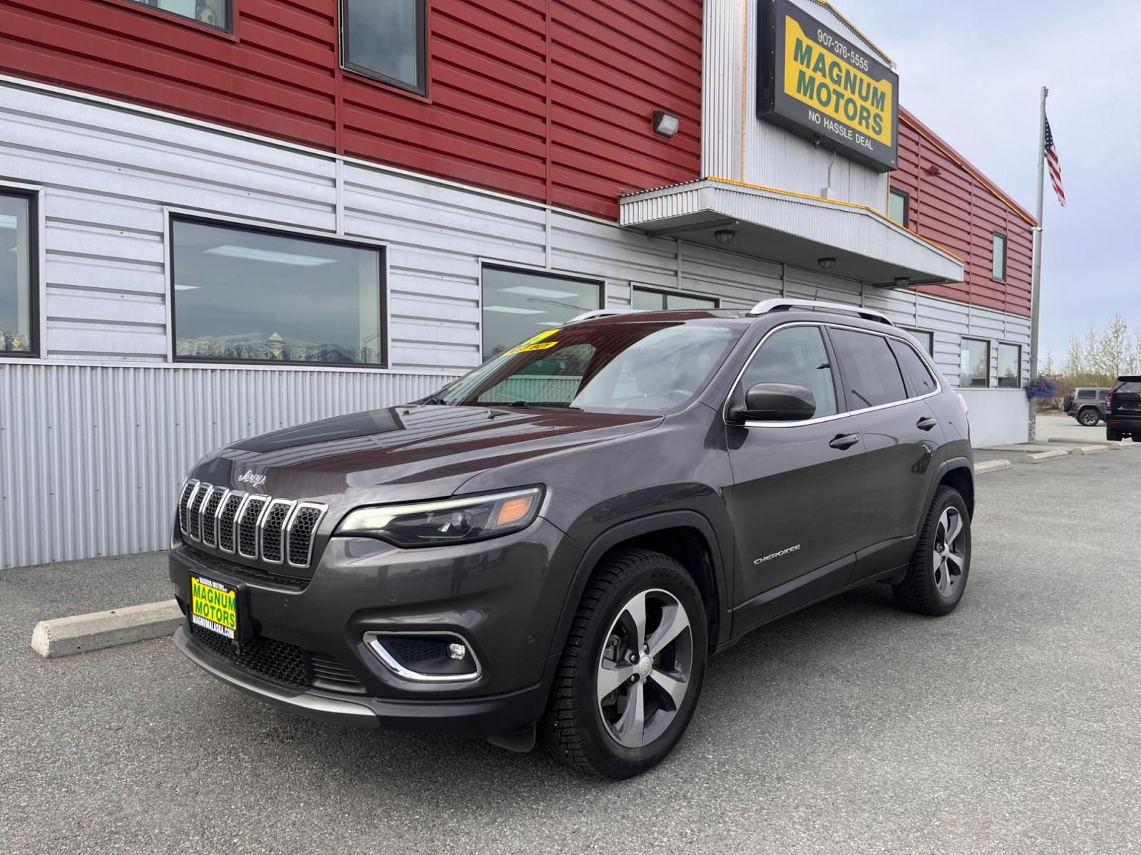 2019 Gray Jeep Cherokee Limited 4WD (1C4PJMDN1KD) with an 2.0L L4 DOHC 16V TURBO engine, 9A transmission, located at 1960 Industrial Drive, Wasilla, 99654, (907) 376-5555, 61.573475, -149.400146 - Photo #0