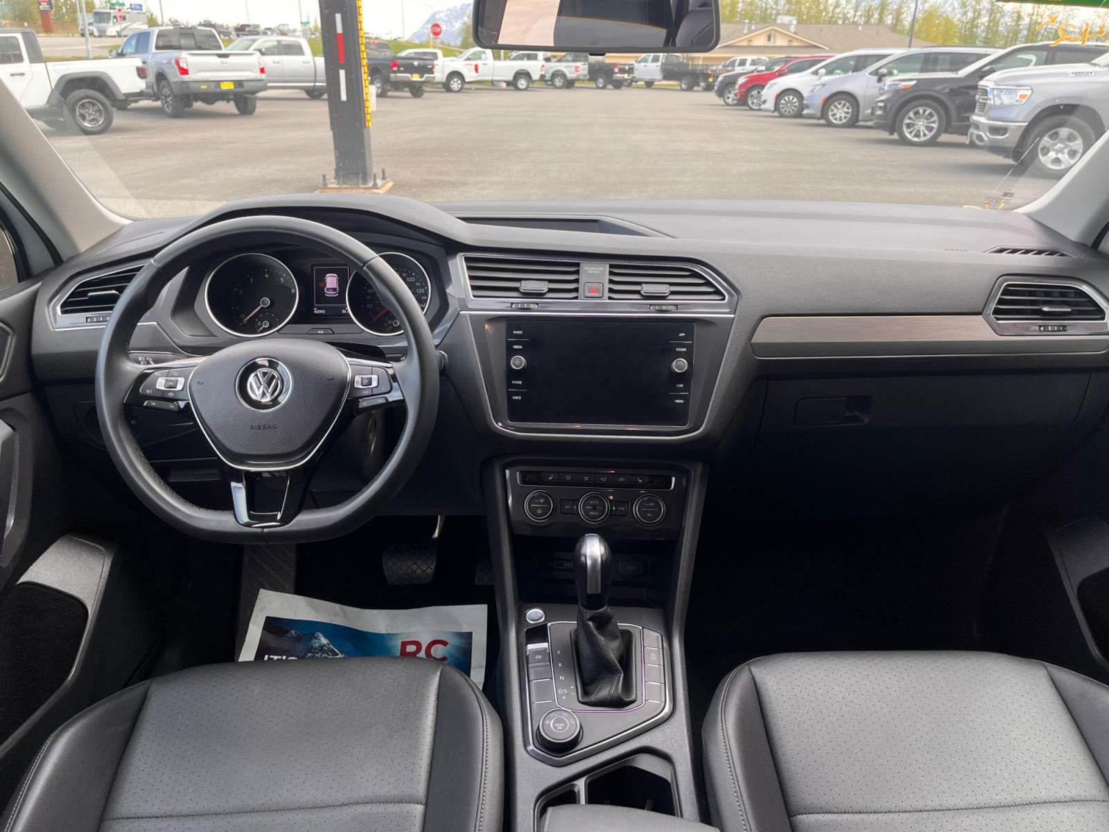 2020 Volkswagen Tiguan SE 4Motion AWD (3VV2B7AX8LM) with an 2.0L L4 DOHC 16V TURBO engine, 8A transmission, located at 1960 Industrial Drive, Wasilla, 99654, (907) 376-5555, 61.573475, -149.400146 - Photo #12