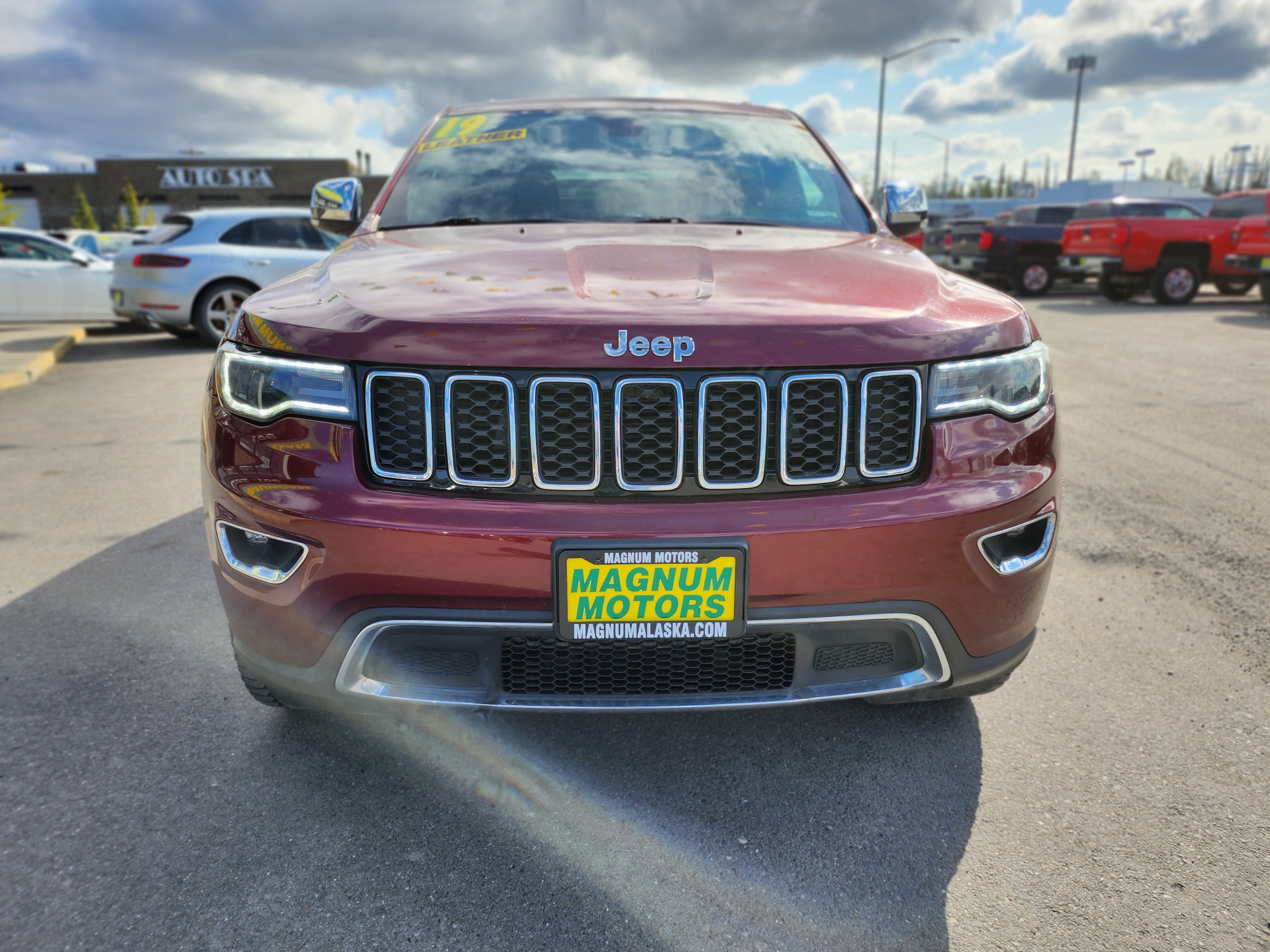 photo of 2019 Jeep Grand Cherokee Limited 4WD