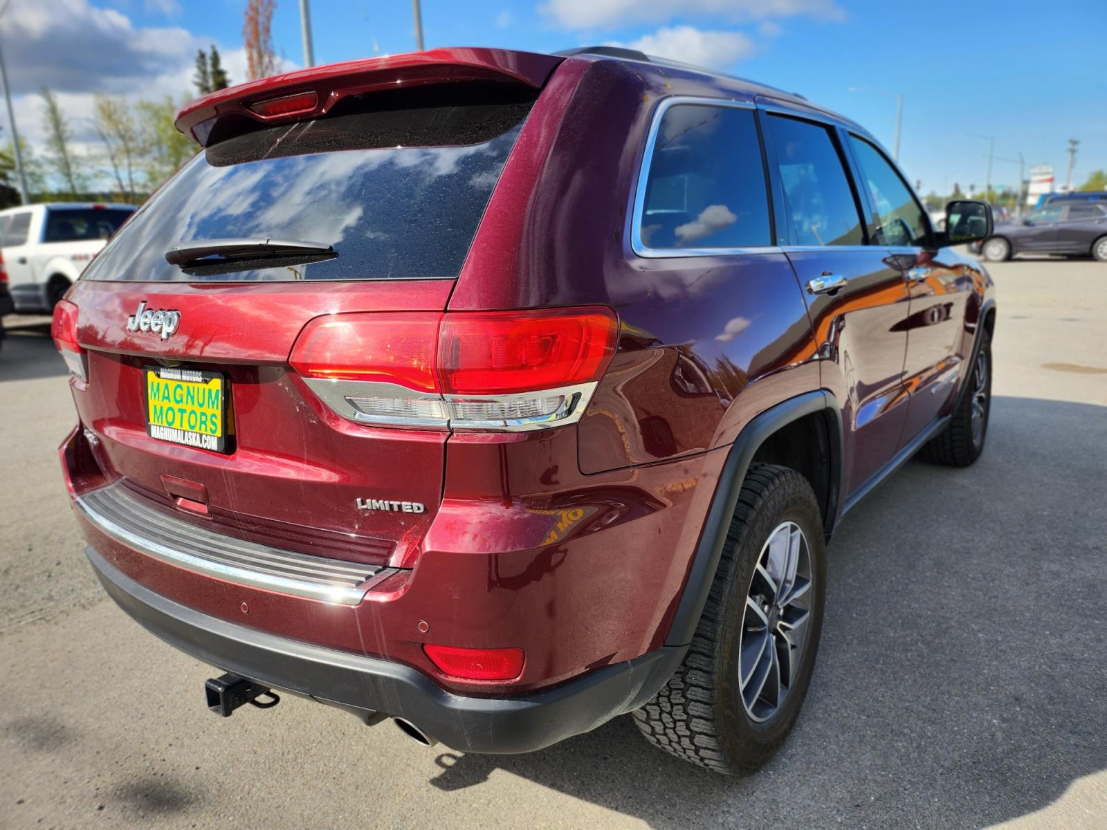 2019 Red /Black Nappa leather Jeep Grand Cherokee Limited 4WD (1C4RJFBG5KC) with an 3.6L V6 DOHC 24V engine, 8A transmission, located at 44152 Sterling Highway, Soldotna, 99669, (907) 262-5555, 60.484917, -151.062408 - JEEP GRAND CHEROKEE LIMITED 4X4 Exterior Color: Velvet Red Pearl–Coat Exterior Paint Interior Color: Black Interior Color Interior: Leather Trim Seats with Perforated Inserts Engine: 3.6–Liter V6 24–Valve VVT Engine Transmission: 8–Speed Automatic Transmission Advanced Multistage F - Photo #6