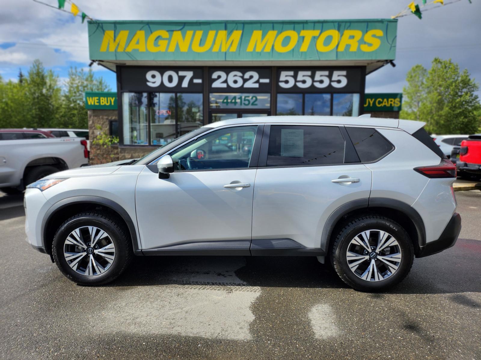 2022 /GRAY Nissan Rogue SV AWD (5N1BT3BB3NC) with an 1.5L engine, CVT transmission, located at 44152 Sterling Highway, Soldotna, 99669, (907) 262-5555, 60.484917, -151.062408 - Photo #0