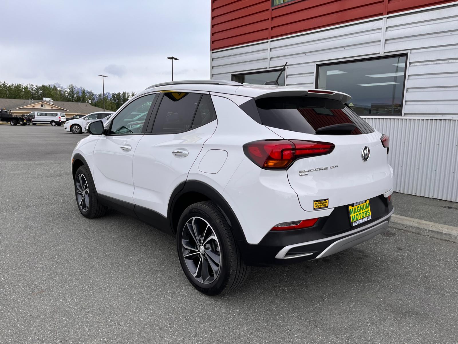 2021 White /white Buick Encore GX Select AWD (KL4MMESL0MB) with an 1.3L L3 TURBO engine, 9A transmission, located at 44152 Sterling Highway, Soldotna, 99669, (907) 262-5555, 60.484917, -151.062408 - Photo #3