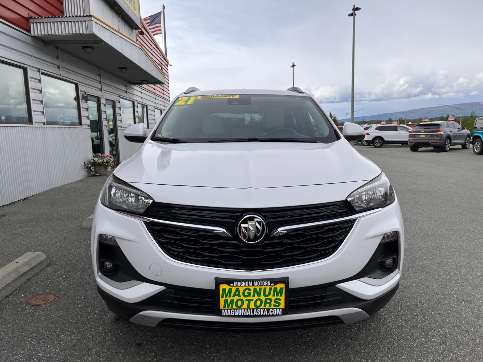 2021 White /white Buick Encore GX Select AWD (KL4MMESL0MB) with an 1.3L L3 TURBO engine, 9A transmission, located at 44152 Sterling Highway, Soldotna, 99669, (907) 262-5555, 60.484917, -151.062408 - Photo #6