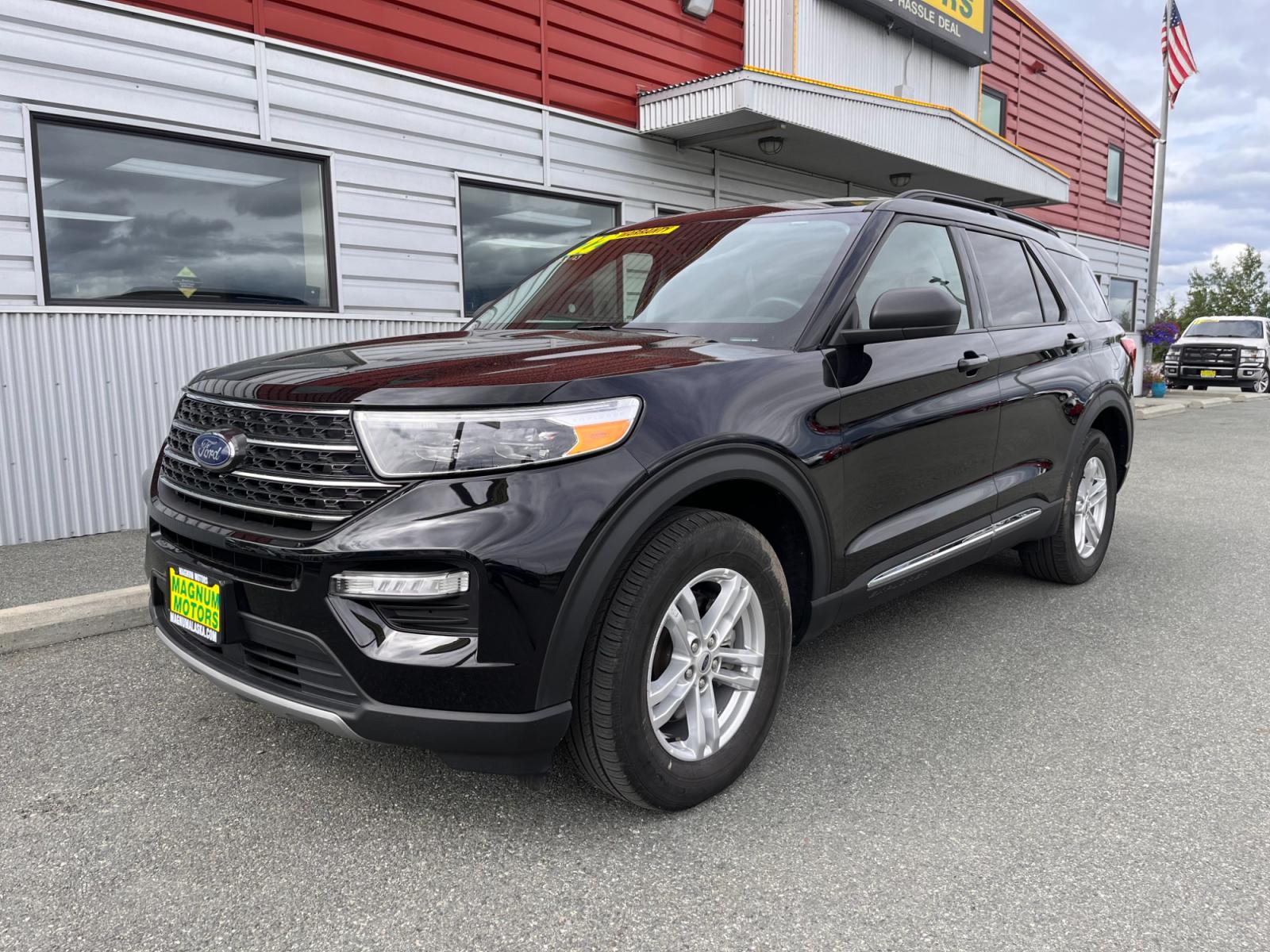 2022 Ford Explorer XLT AWD (1FMSK8DH9NG) with an 2.3L L4 DOHC 16V engine, 10A transmission, located at 44152 Sterling Highway, Soldotna, 99669, (907) 262-5555, 60.484917, -151.062408 - Photo #2