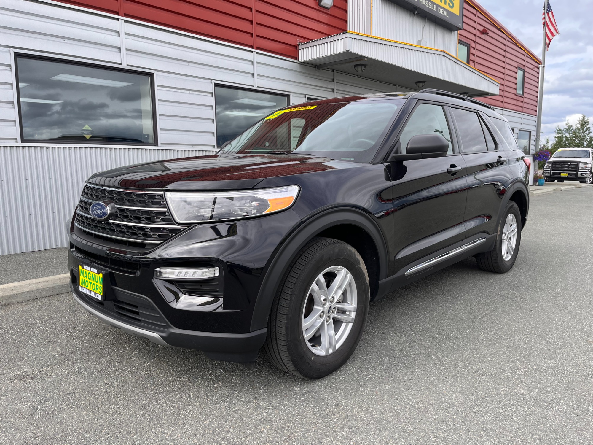 photo of 2022 Ford Explorer XLT AWD