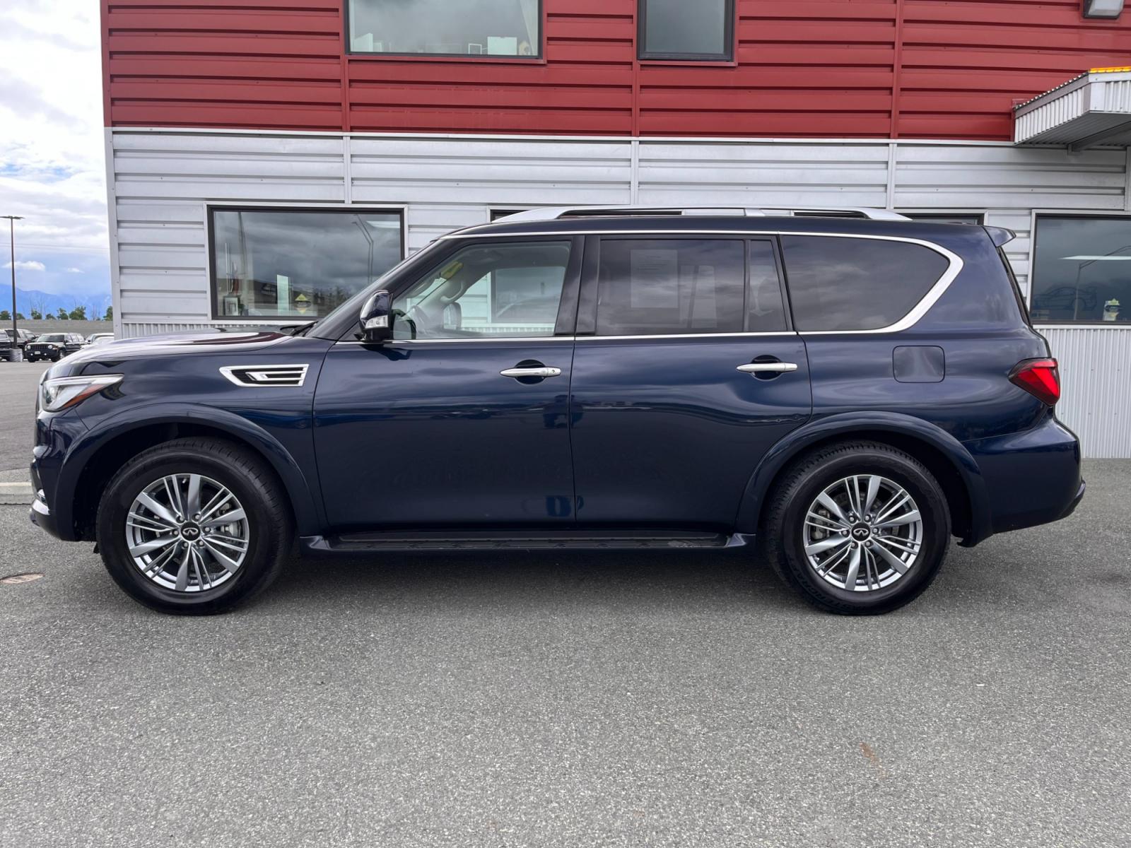 2021 Infiniti QX80 Luxe 4WD (JN8AZ2AE8M9) with an 5.6L V8 DOHC 32V engine, 7A transmission, located at 44152 Sterling Highway, Soldotna, 99669, (907) 262-5555, 60.484917, -151.062408 - Photo #0