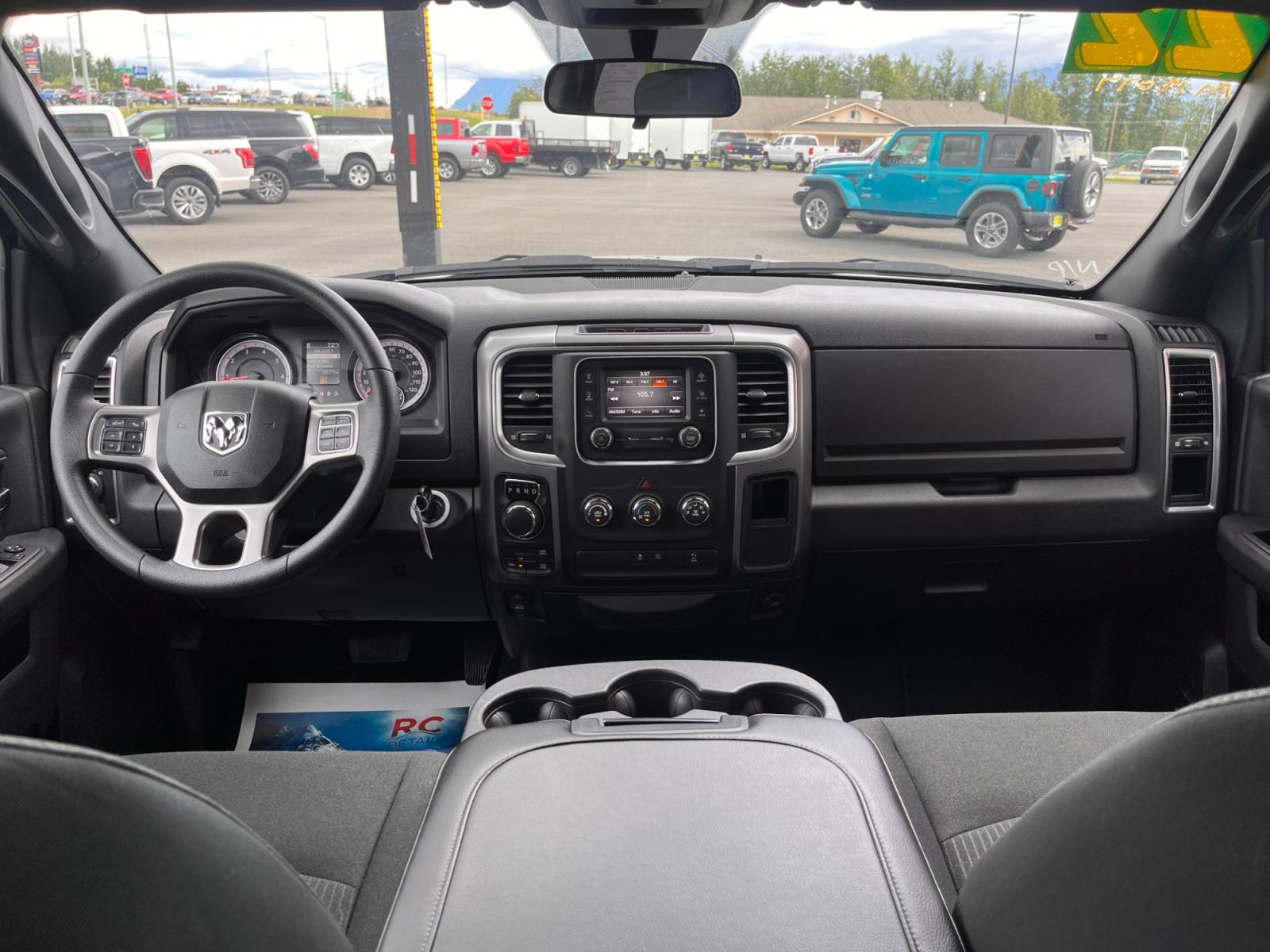 2022 RAM 1500 Classic Warlock Crew Cab SWB 4WD (1C6RR7LG2NS) with an 3.6L V6 DOHC 24V FFV engine, 8A transmission, located at 44152 Sterling Highway, Soldotna, 99669, (907) 262-5555, 60.484917, -151.062408 - Photo #12