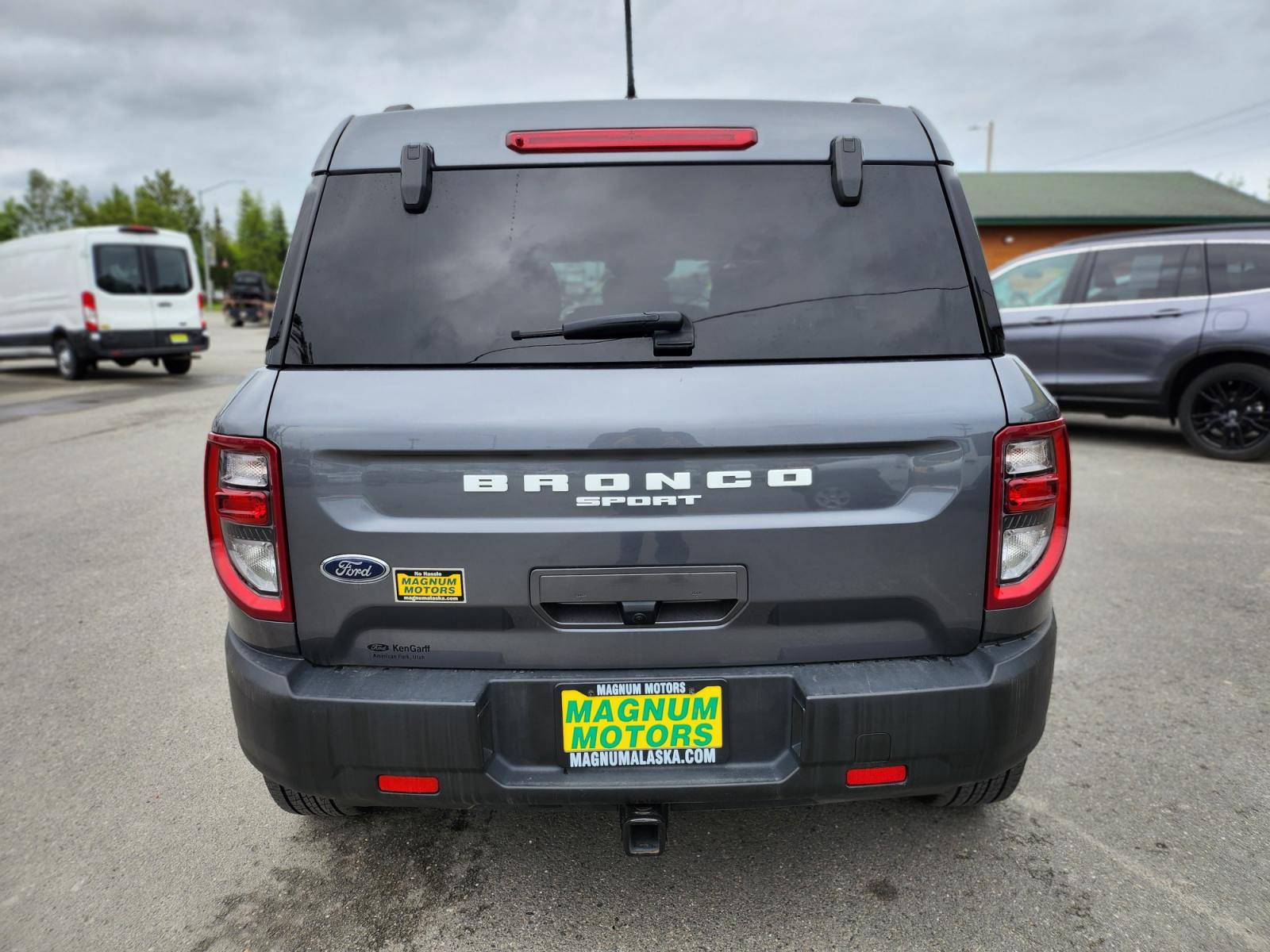 2021 Gray /GRAY Ford Bronco Sport Big Bend (3FMCR9B66MR) with an 1.5L L3 engine, 8A transmission, located at 44152 Sterling Highway, Soldotna, 99669, (907) 262-5555, 60.484917, -151.062408 - Photo #5