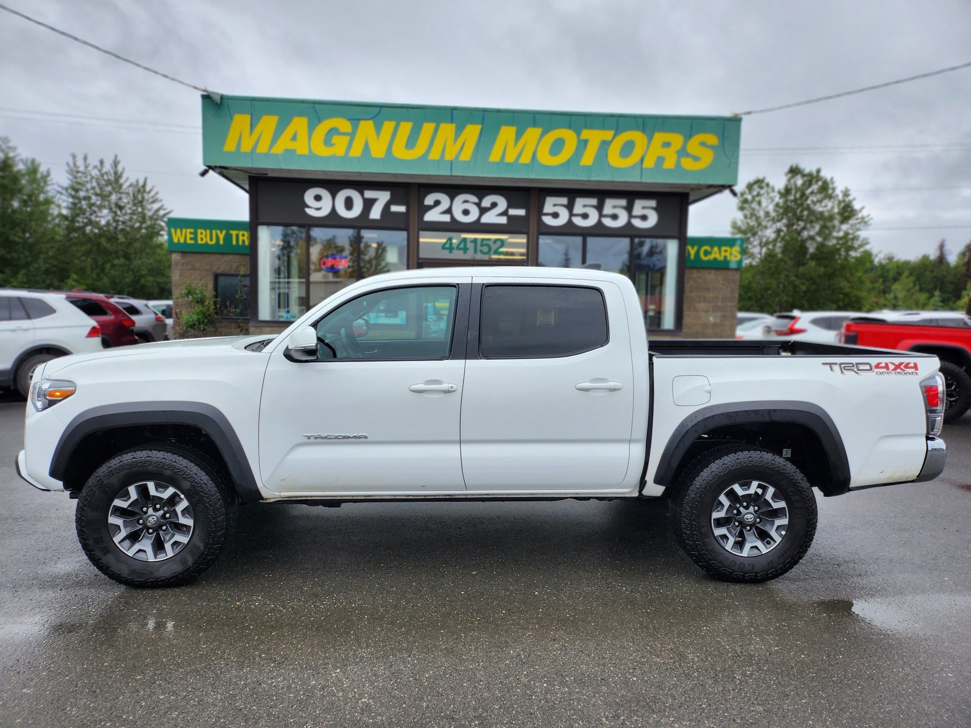 photo of 2022 Toyota Tacoma TRD Off-Road Double Cab 4WD