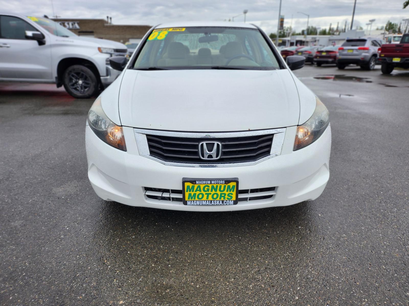 2008 White /TAN Honda Accord LX-P Sedan (1HGCP25498A) with an 2.4L L4 DOHC 16V engine, 5-Speed Manual Overdrive transmission, located at 44152 Sterling Highway, Soldotna, 99669, (907) 262-5555, 60.484917, -151.062408 - Photo #1