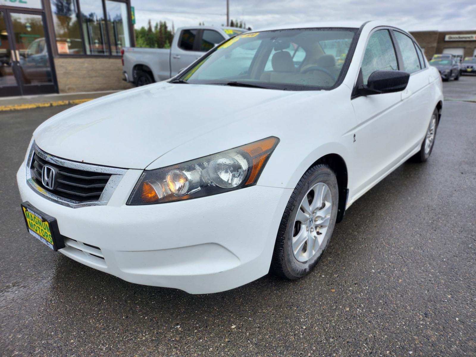 2008 White /TAN Honda Accord LX-P Sedan (1HGCP25498A) with an 2.4L L4 DOHC 16V engine, 5-Speed Manual Overdrive transmission, located at 44152 Sterling Highway, Soldotna, 99669, (907) 262-5555, 60.484917, -151.062408 - Photo #2