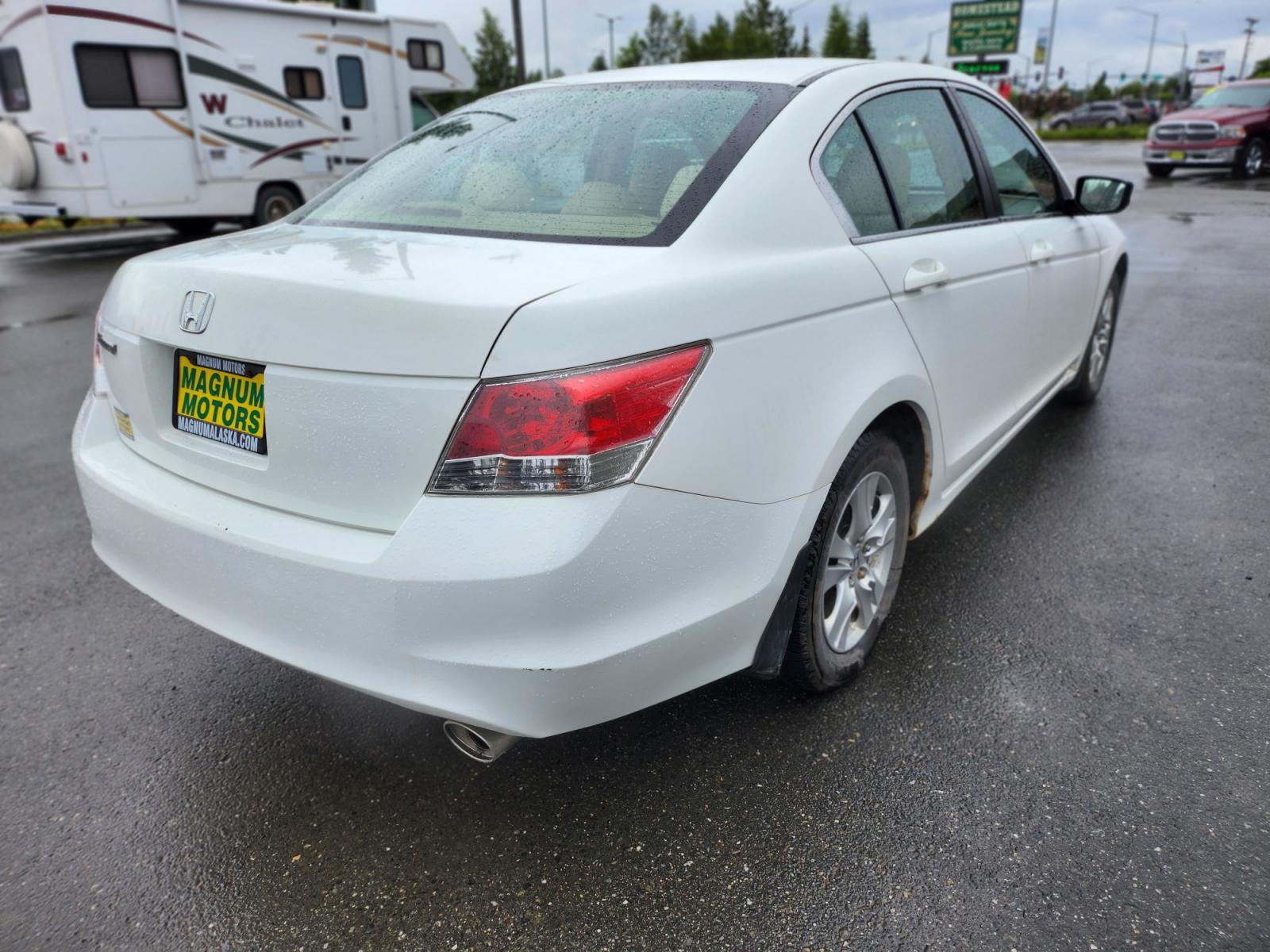 2008 White /TAN Honda Accord LX-P Sedan (1HGCP25498A) with an 2.4L L4 DOHC 16V engine, 5-Speed Manual Overdrive transmission, located at 44152 Sterling Highway, Soldotna, 99669, (907) 262-5555, 60.484917, -151.062408 - Photo #5
